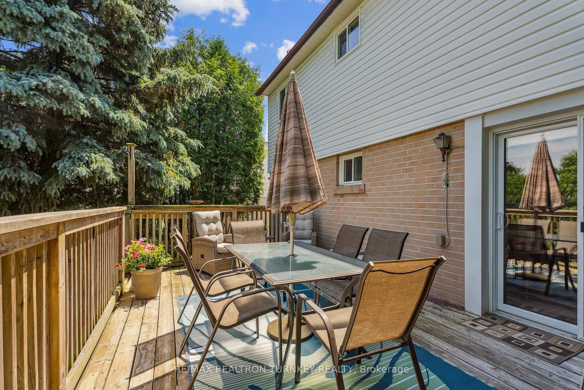Walk-Out from Kitchen to Patio