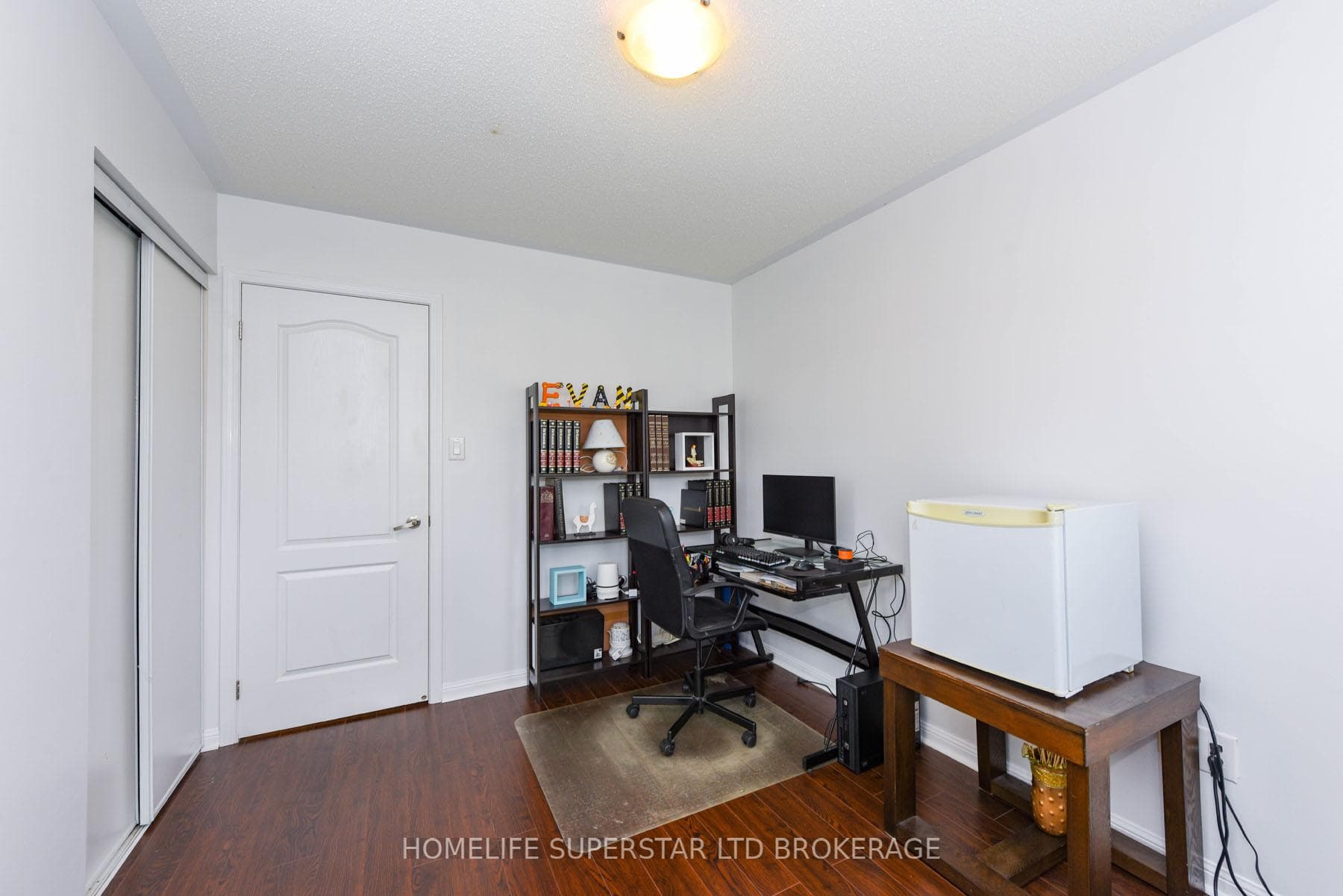 1018 TIMMER Place photo 31