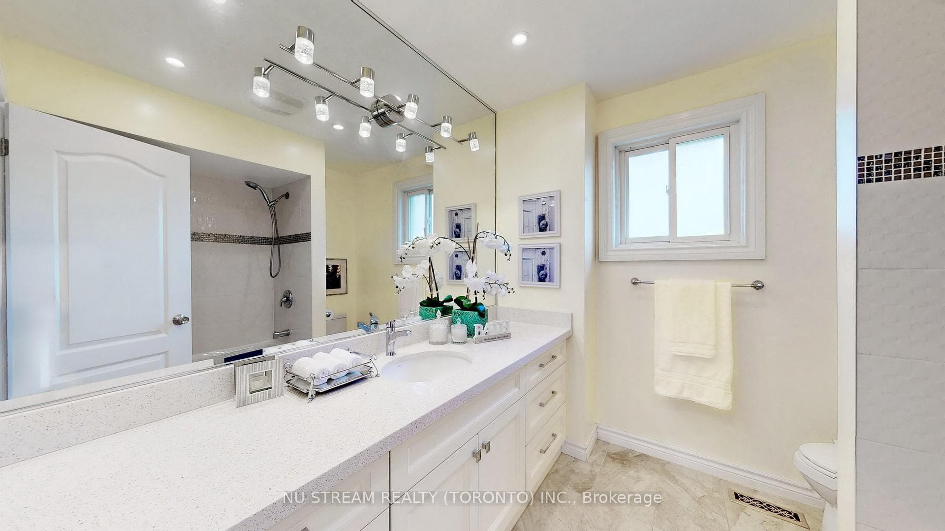 43 Kaiser Drive photo 28