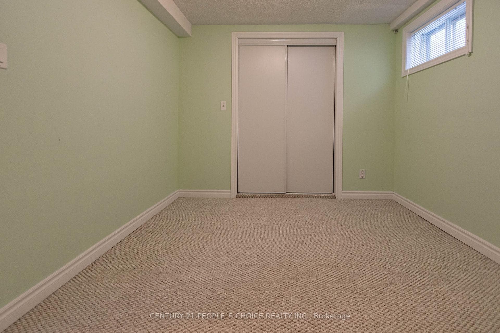 4233 Greybrook Crescent Unit Bsmt photo 13