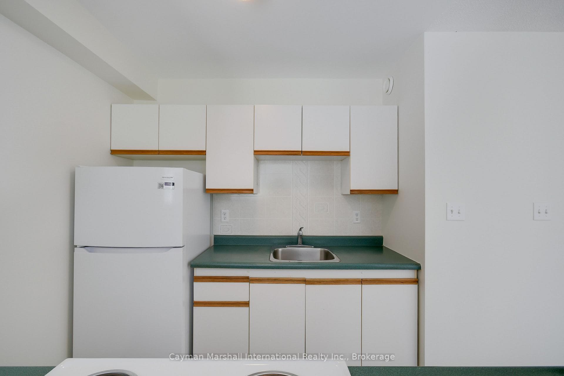 155/157 Woodchester Avenue photo 20