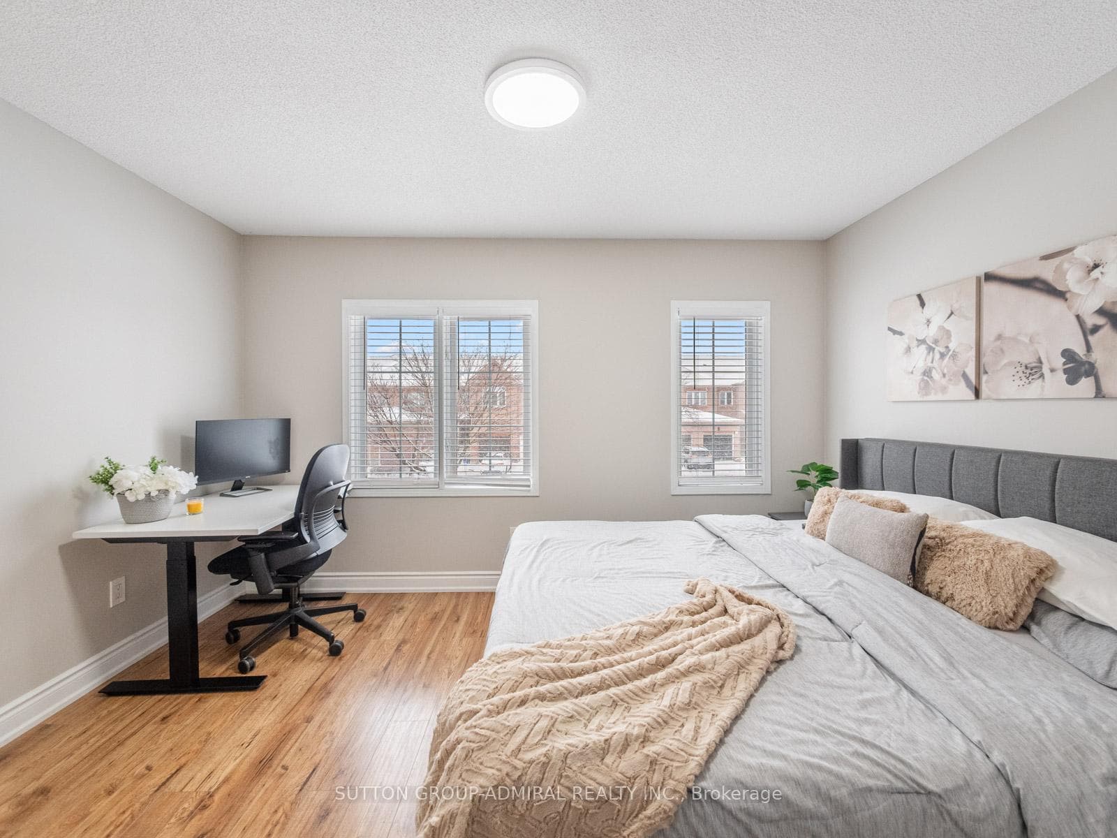 81 Parktree Drive photo 14