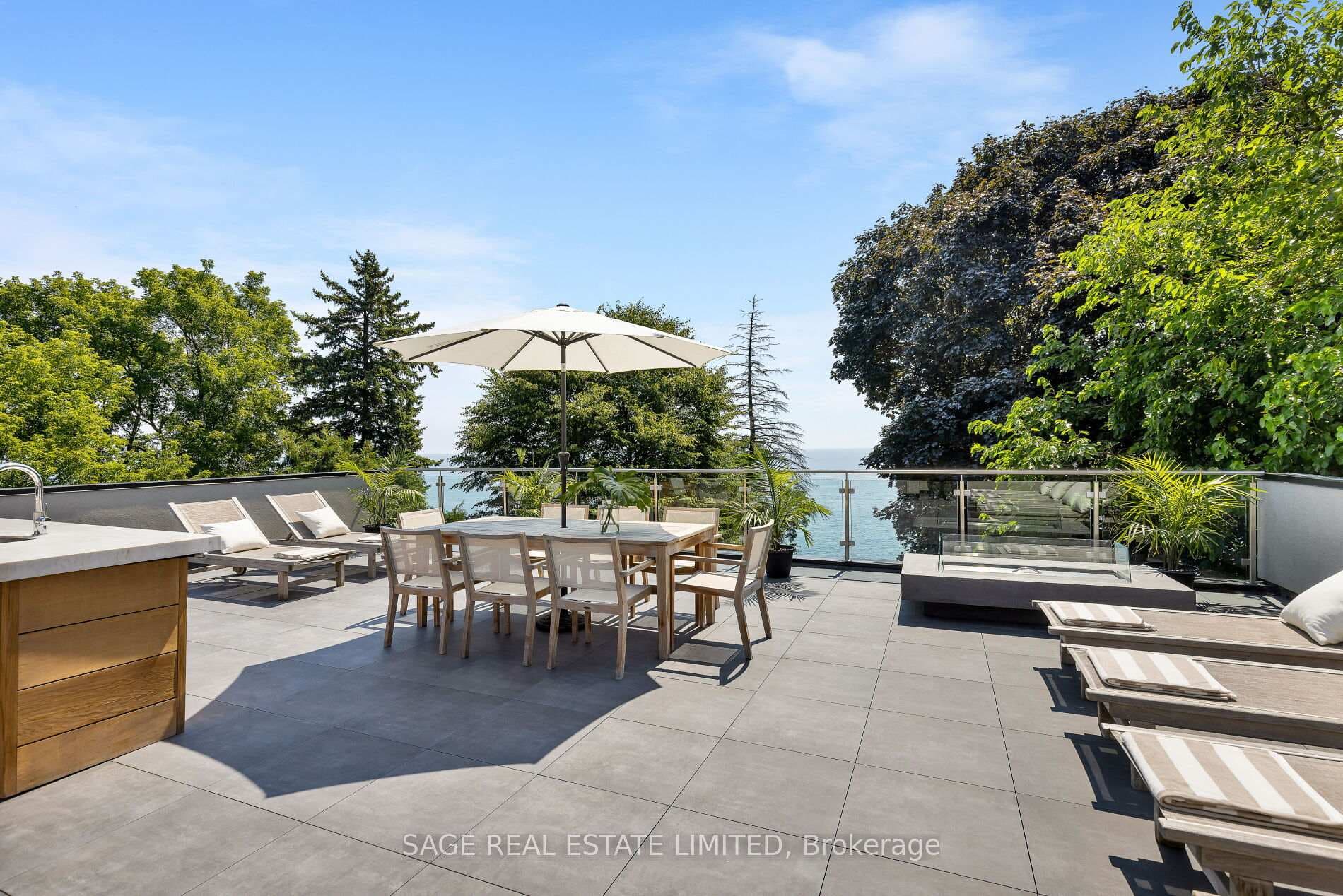 79 Fishleigh Drive photo 41