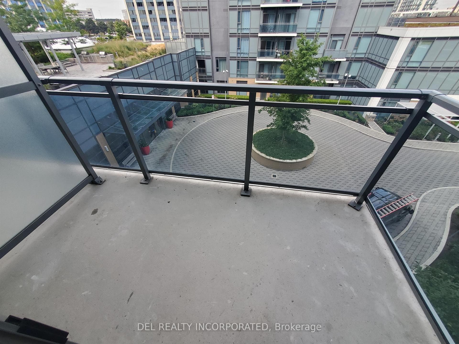 55 Ann O'reilly Road Unit 422 photo 6