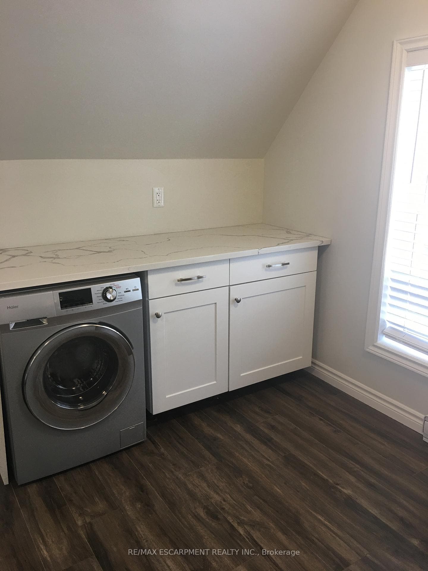 109 Waterloo Street Unit 2 photo 8