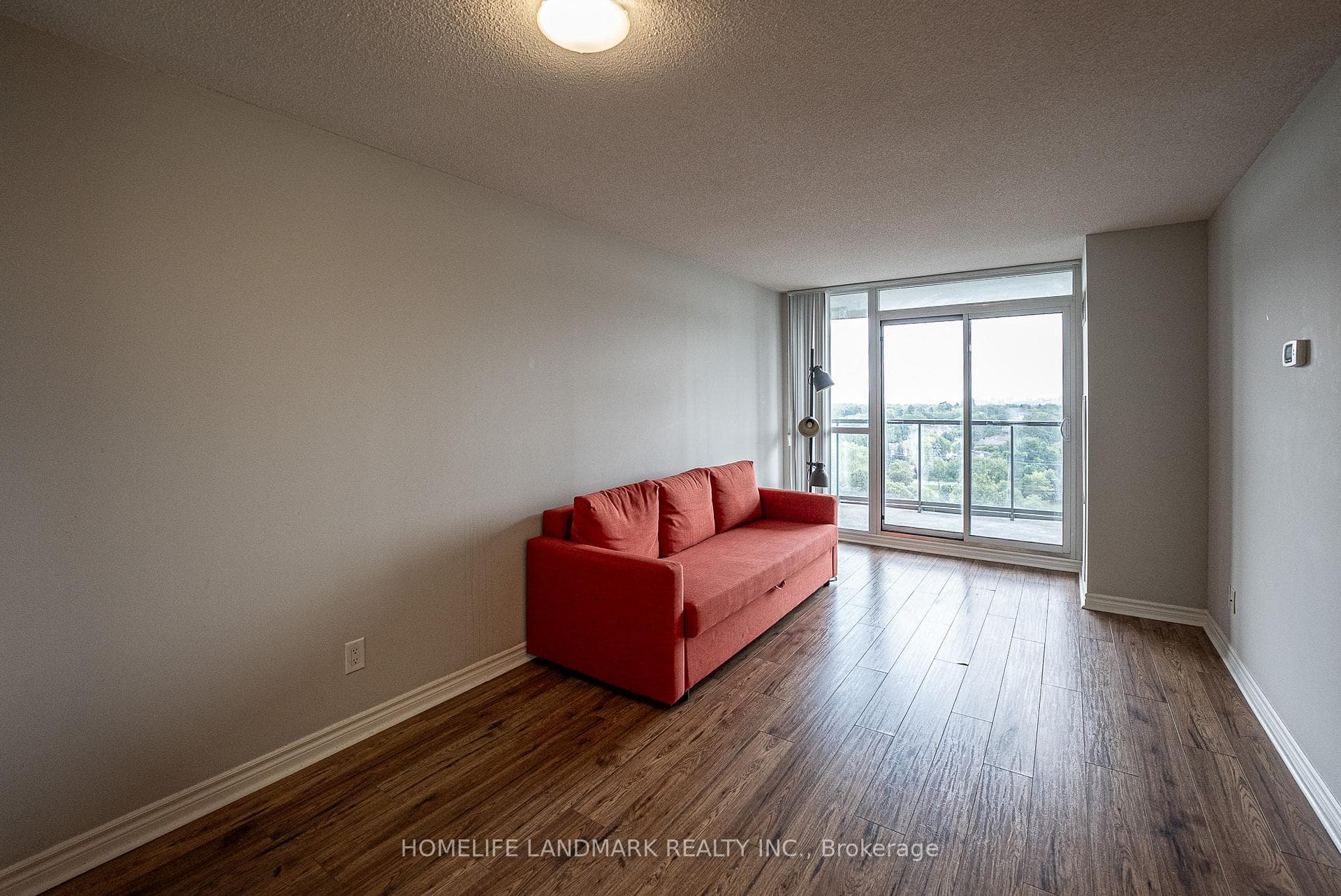 35 Hollywood Avenue Unit 1703 photo 4