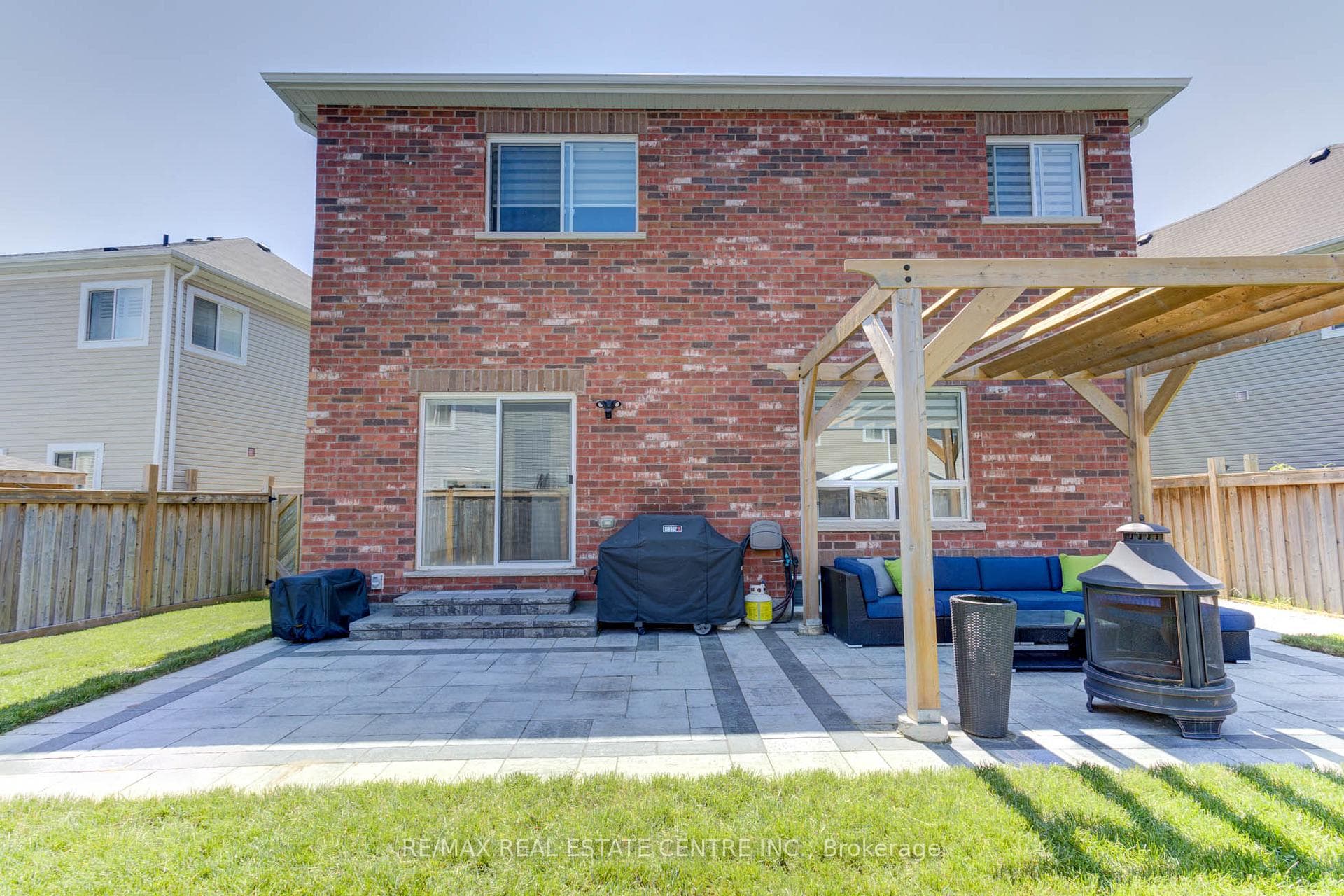 259 Irwin Street photo 38