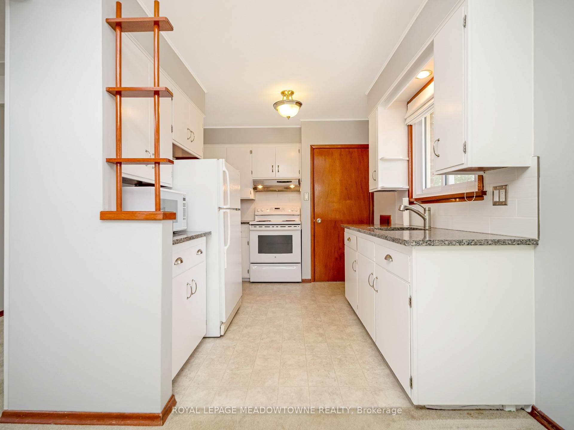 1733 Biscayne Drive photo 13