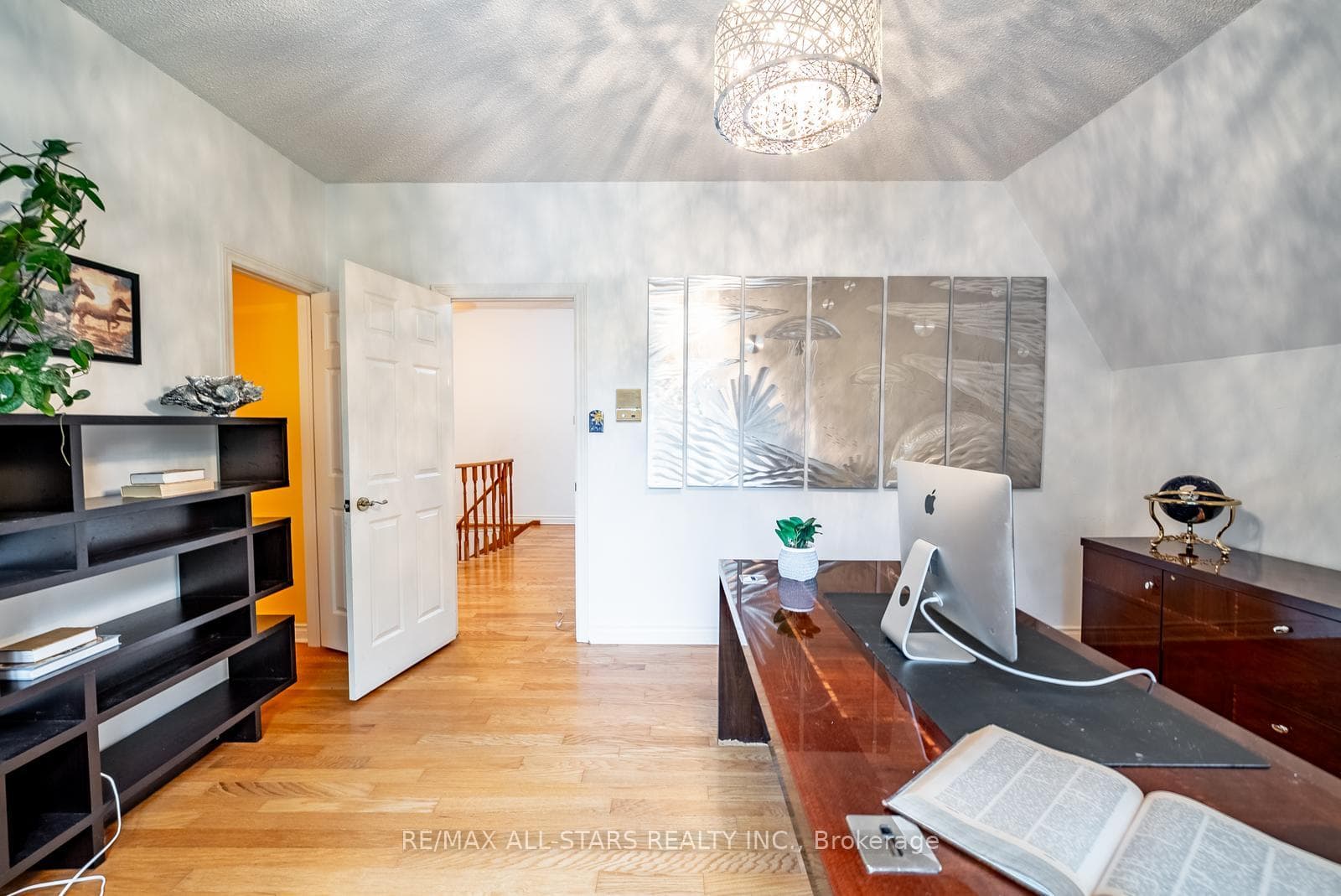 23 Forfardale Road photo 28