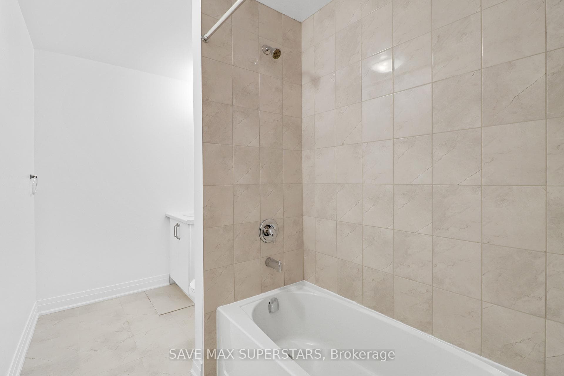 5 Paddington Grove photo 27