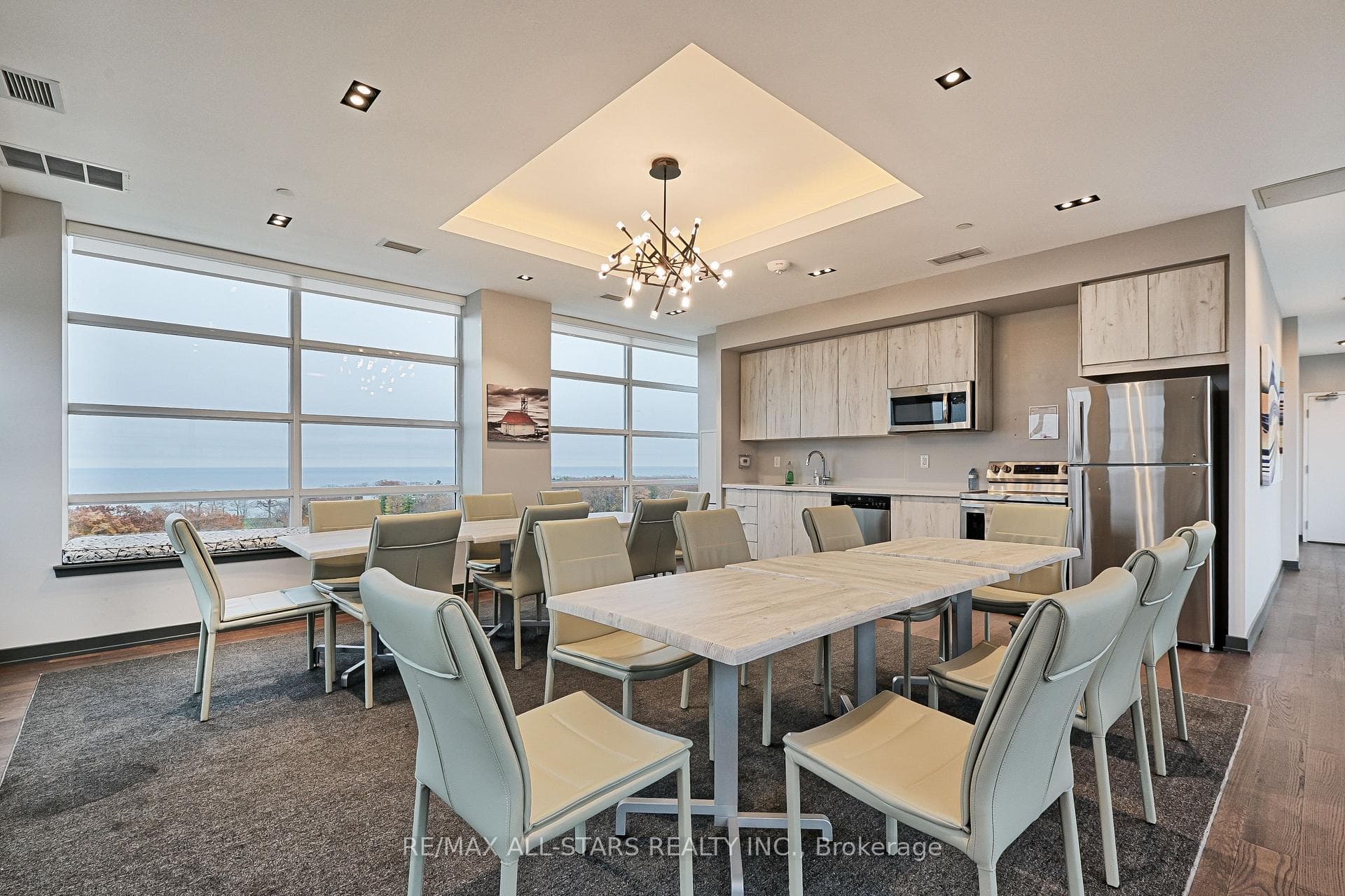1350 Kingston Road Unit 202 photo 19