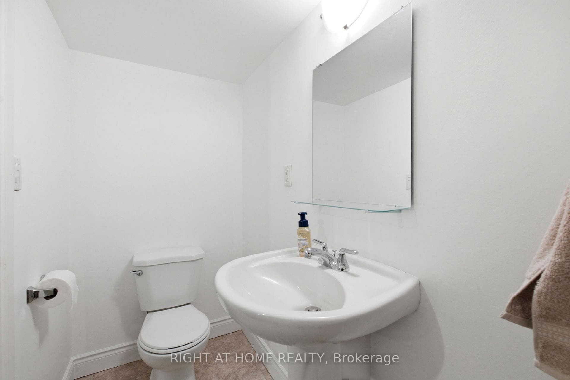 2440 Bromsgrove Road Unit 45 photo 24