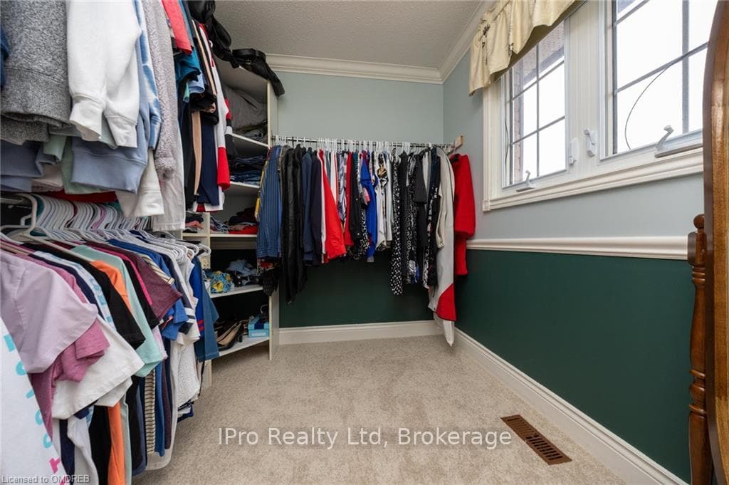 7 CALVERT Drive photo 20