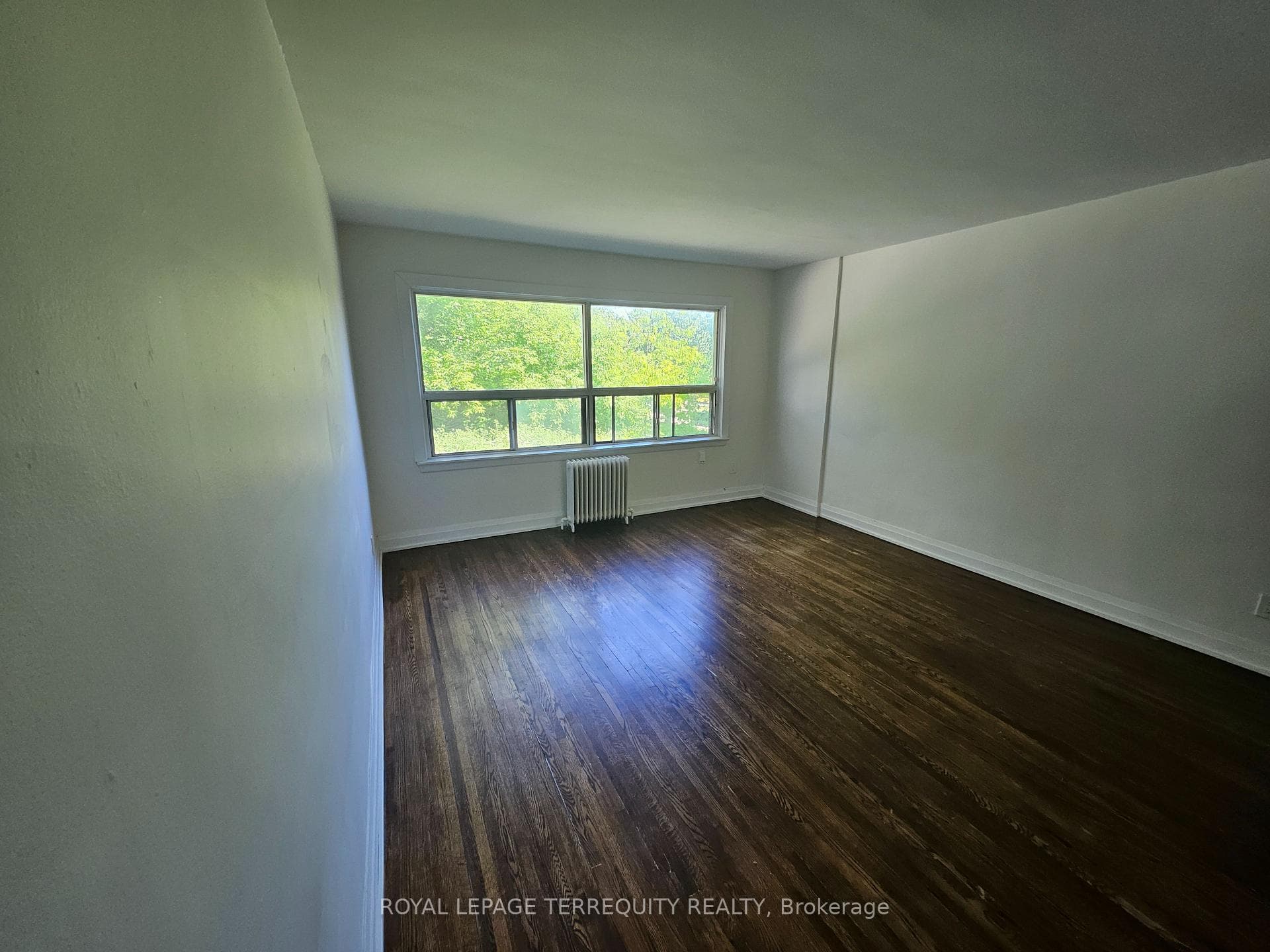450 Arlington Avenue Unit 4 photo 9
