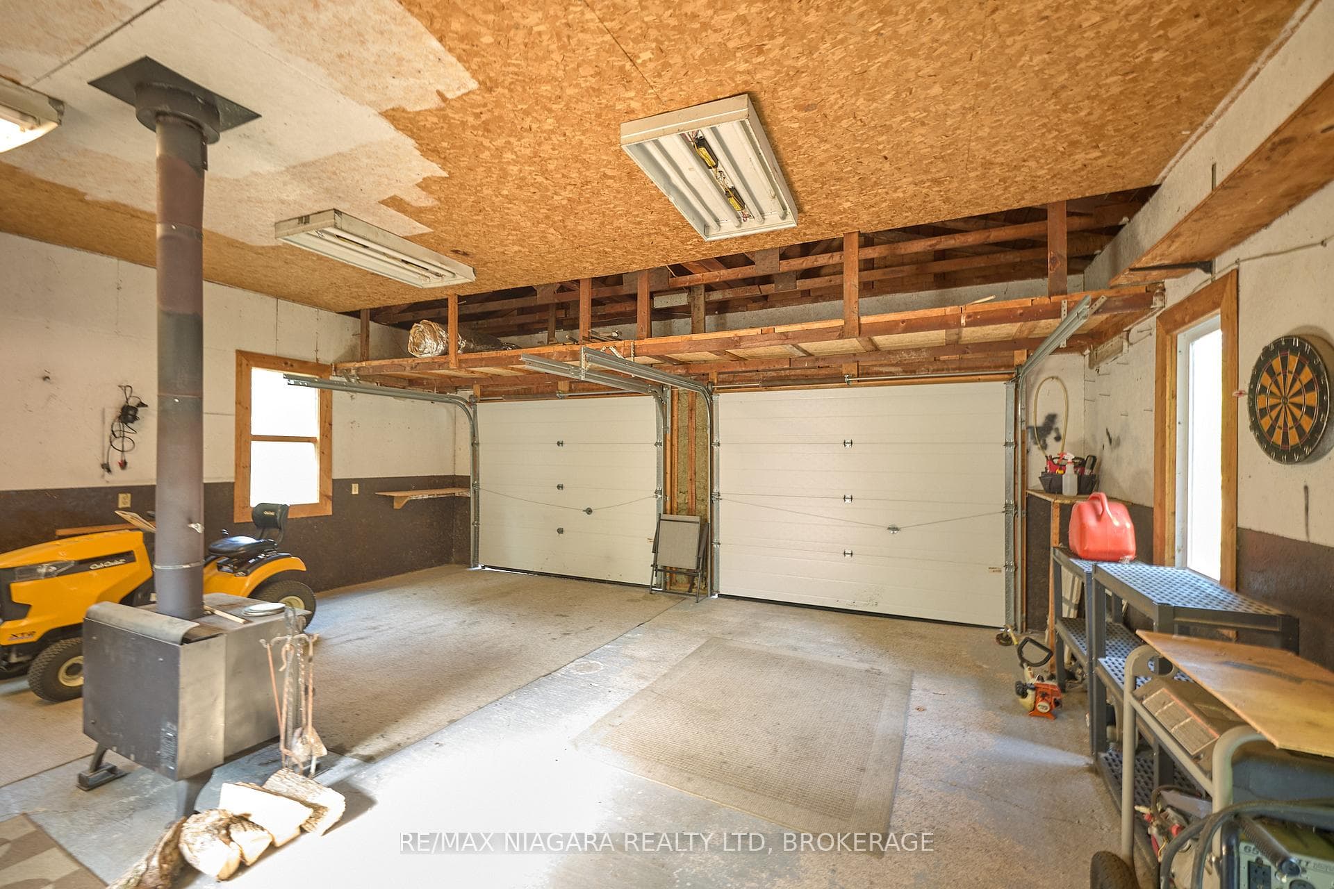 464 Gloria Road photo 25