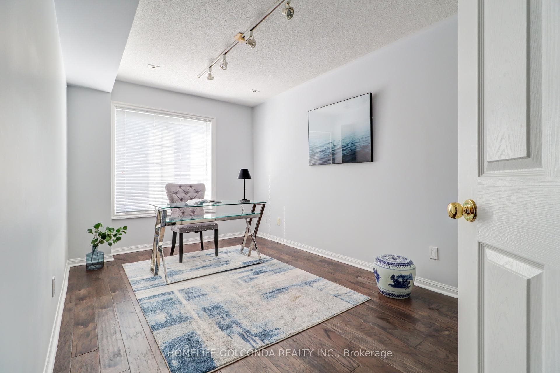 4 Cox Boulevard Unit 3A photo 19