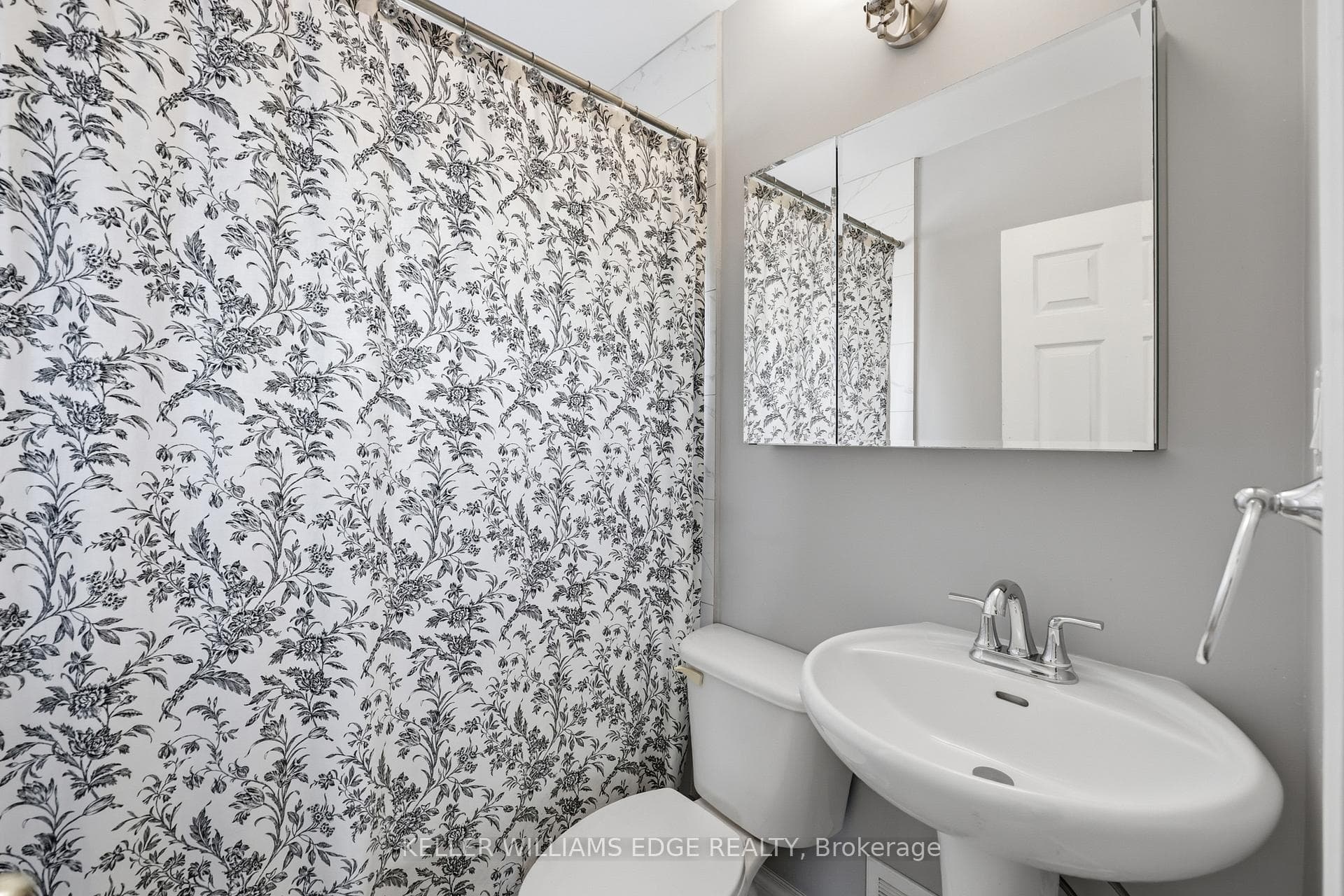 96 East 27th Street photo 8