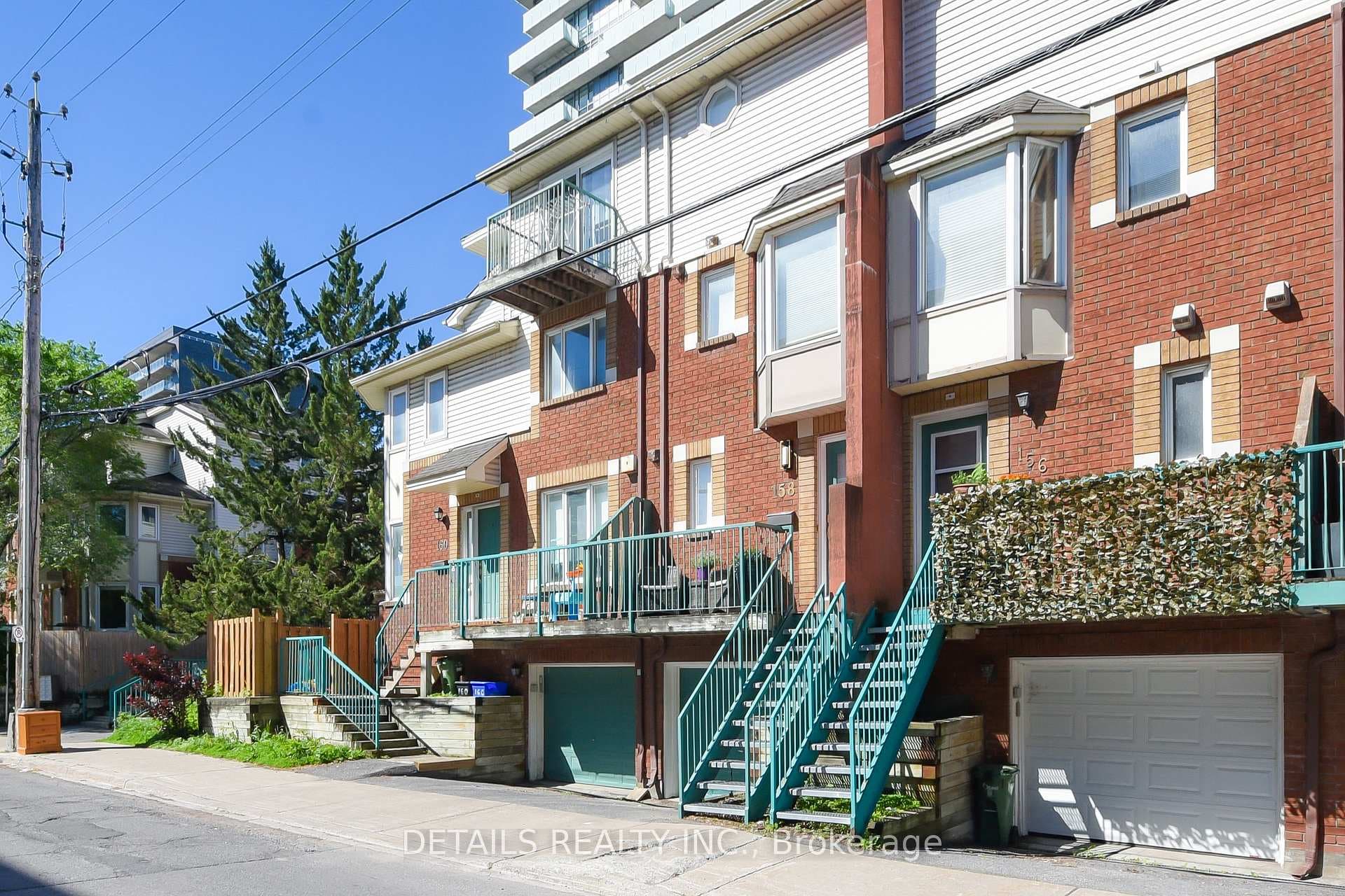 158 Forward Avenue photo 4