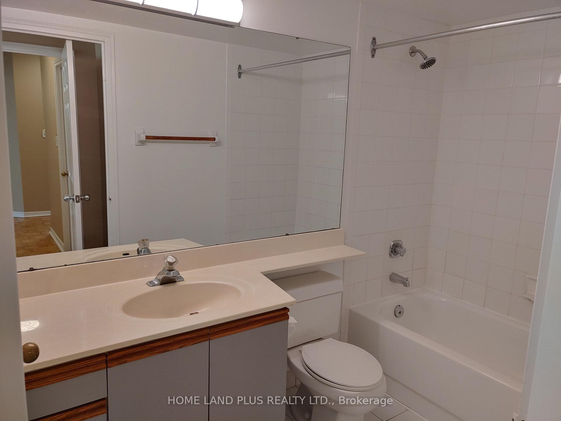 1001 Cedarglen Gate Unit 121 photo 9