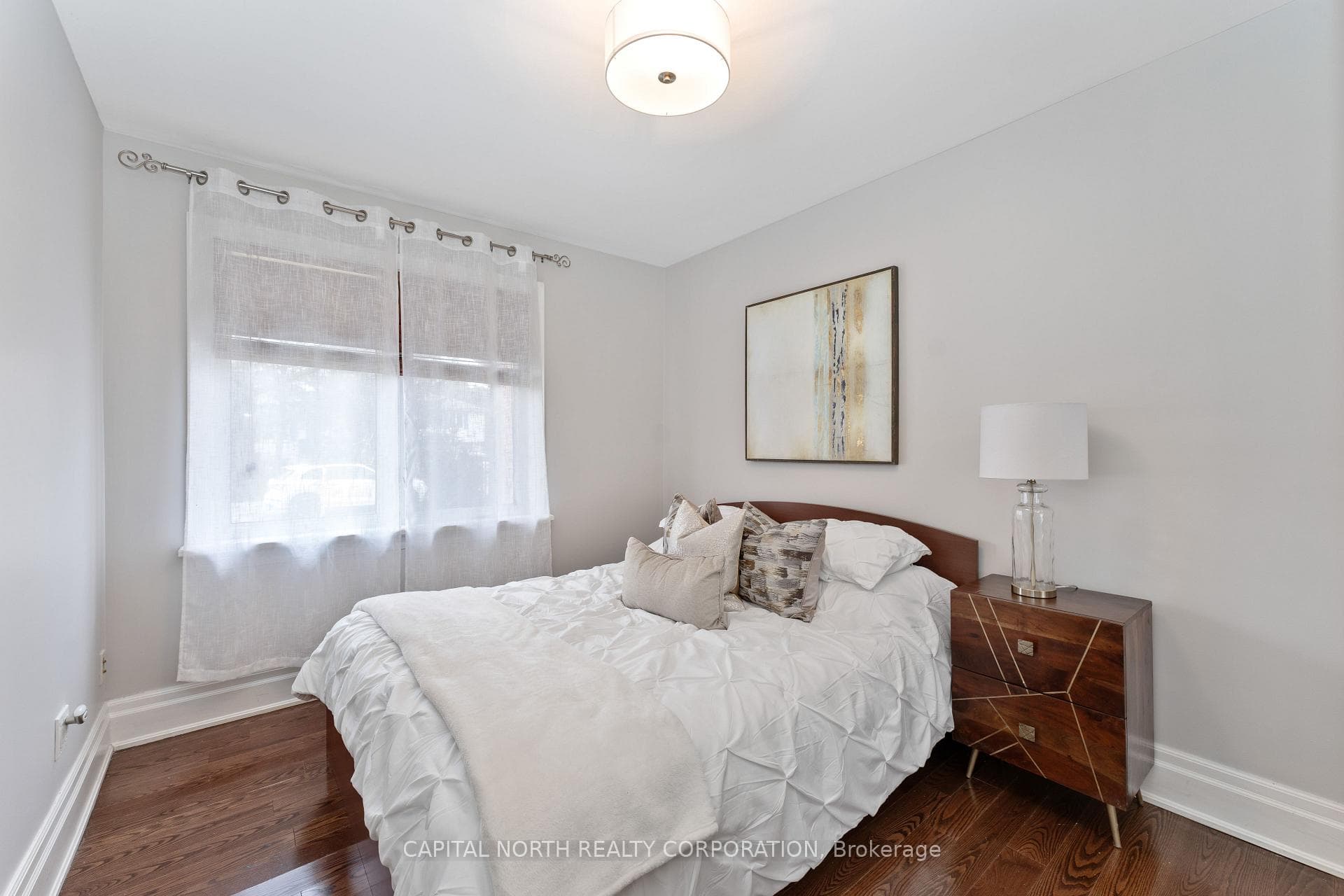 315 Bennet Drive photo 20