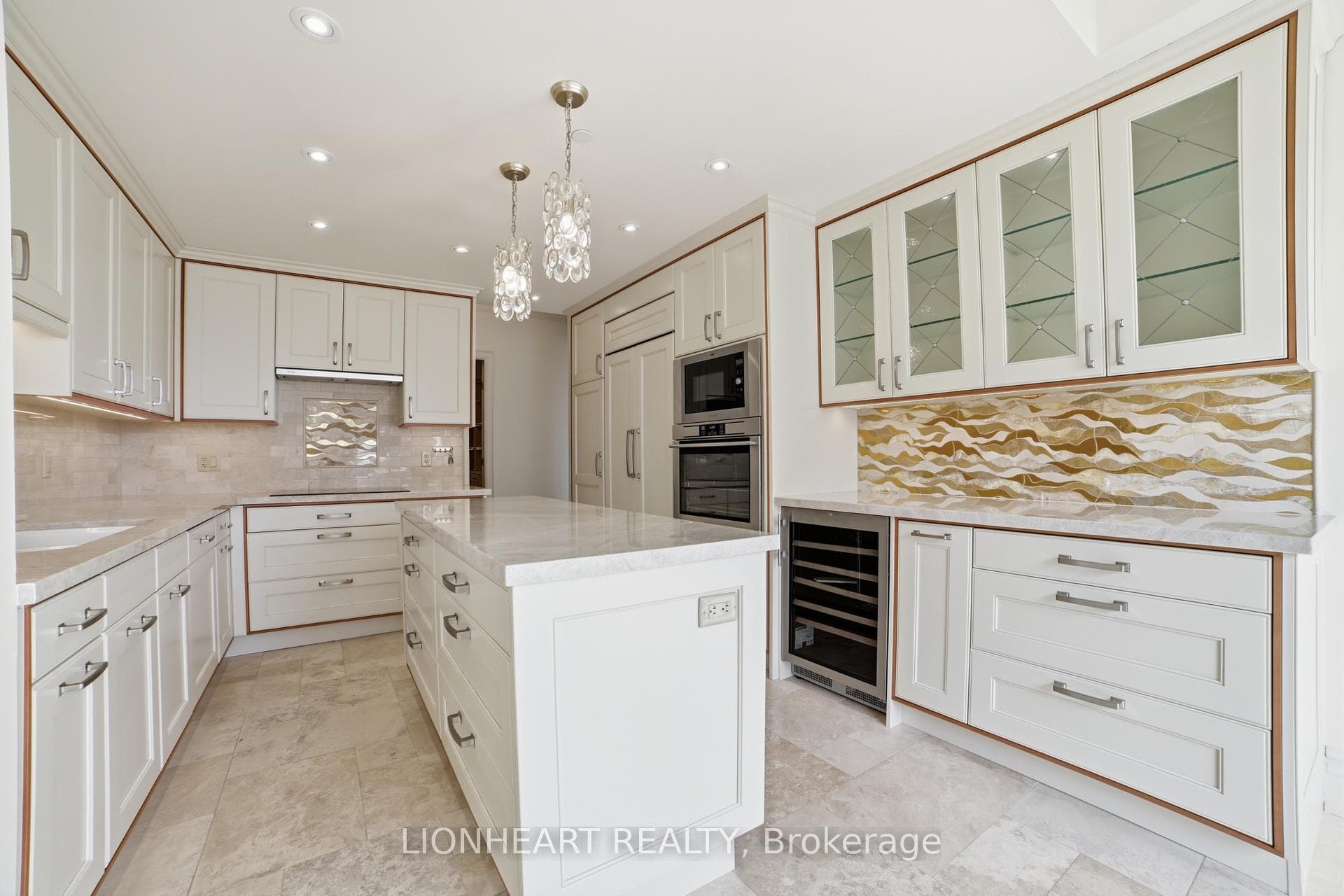 3500 Lakeshore Road Unit 328C photo 24