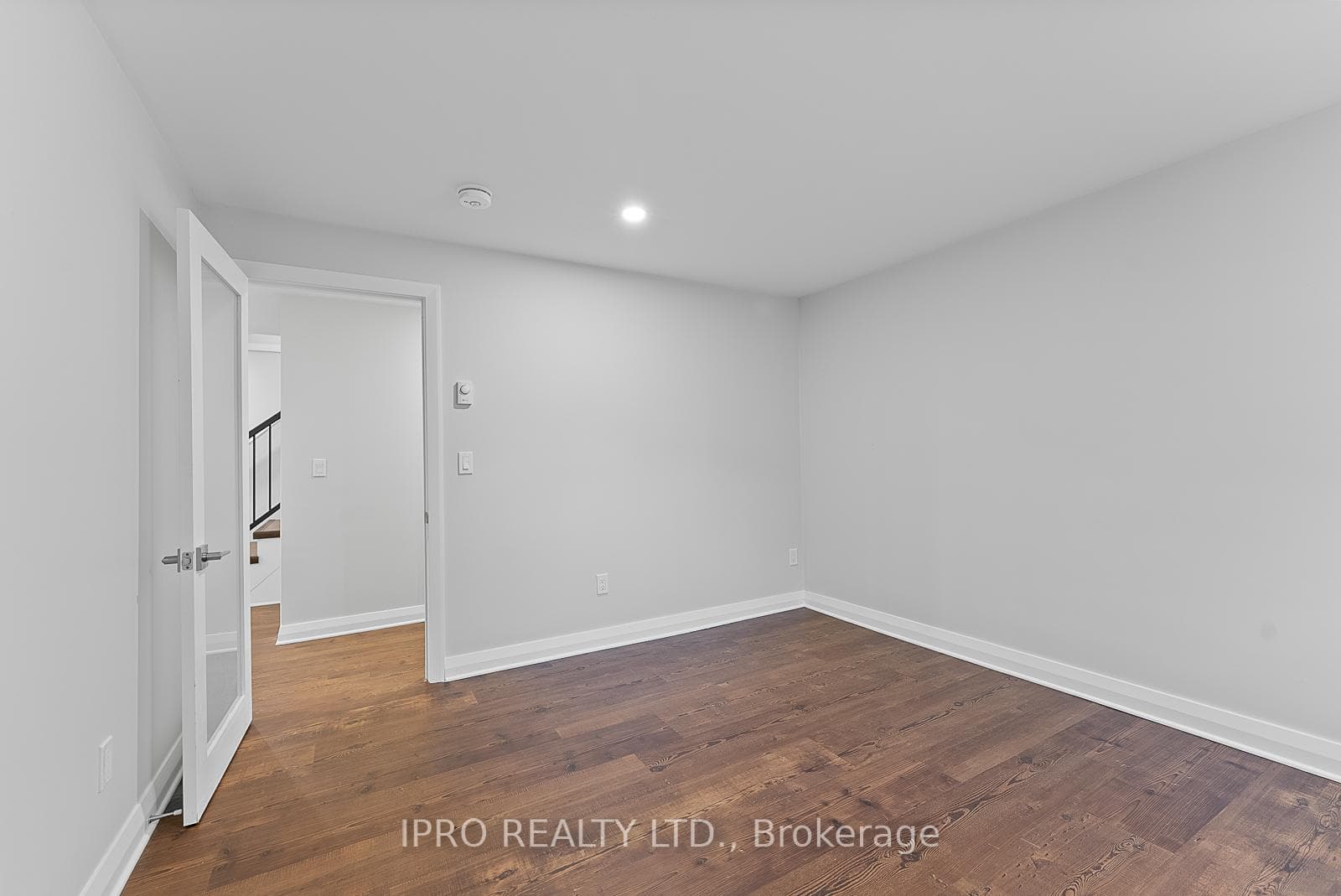 32 Gatesview Avenue Unit Lower photo 22