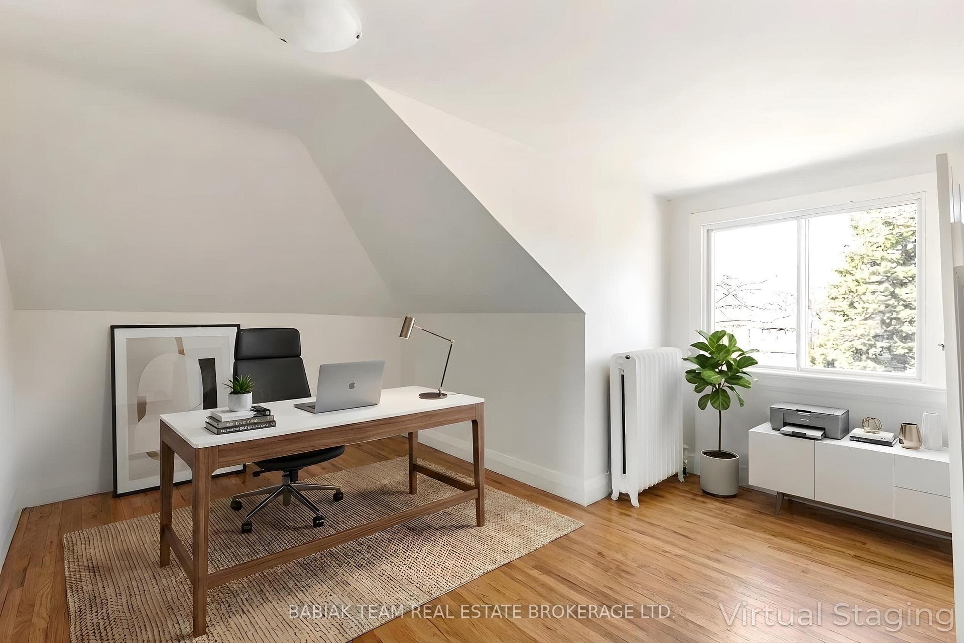 348 Runnymede Road photo 5