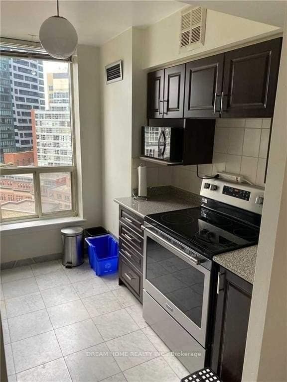 44 St Joseph Street Unit 1106 photo 10