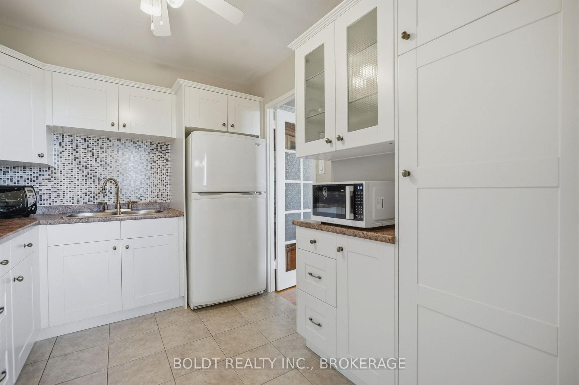 15 Towering Heights Boulevard Unit 504 photo 19