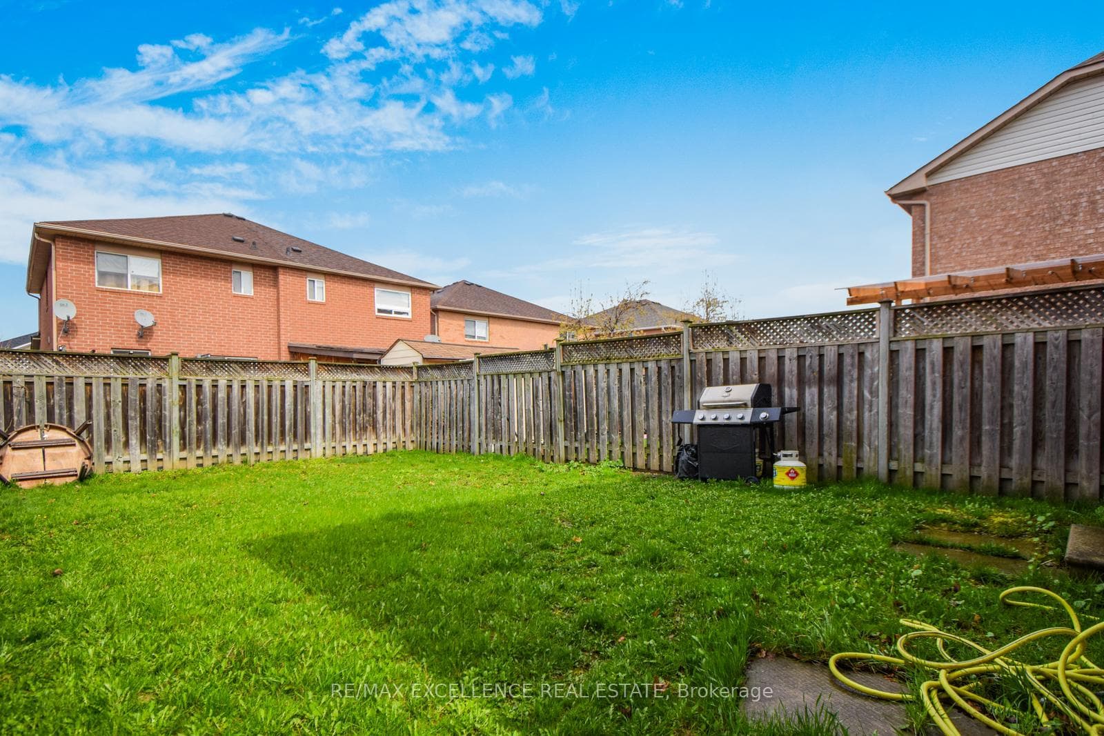 26 Baha Crescent photo 37