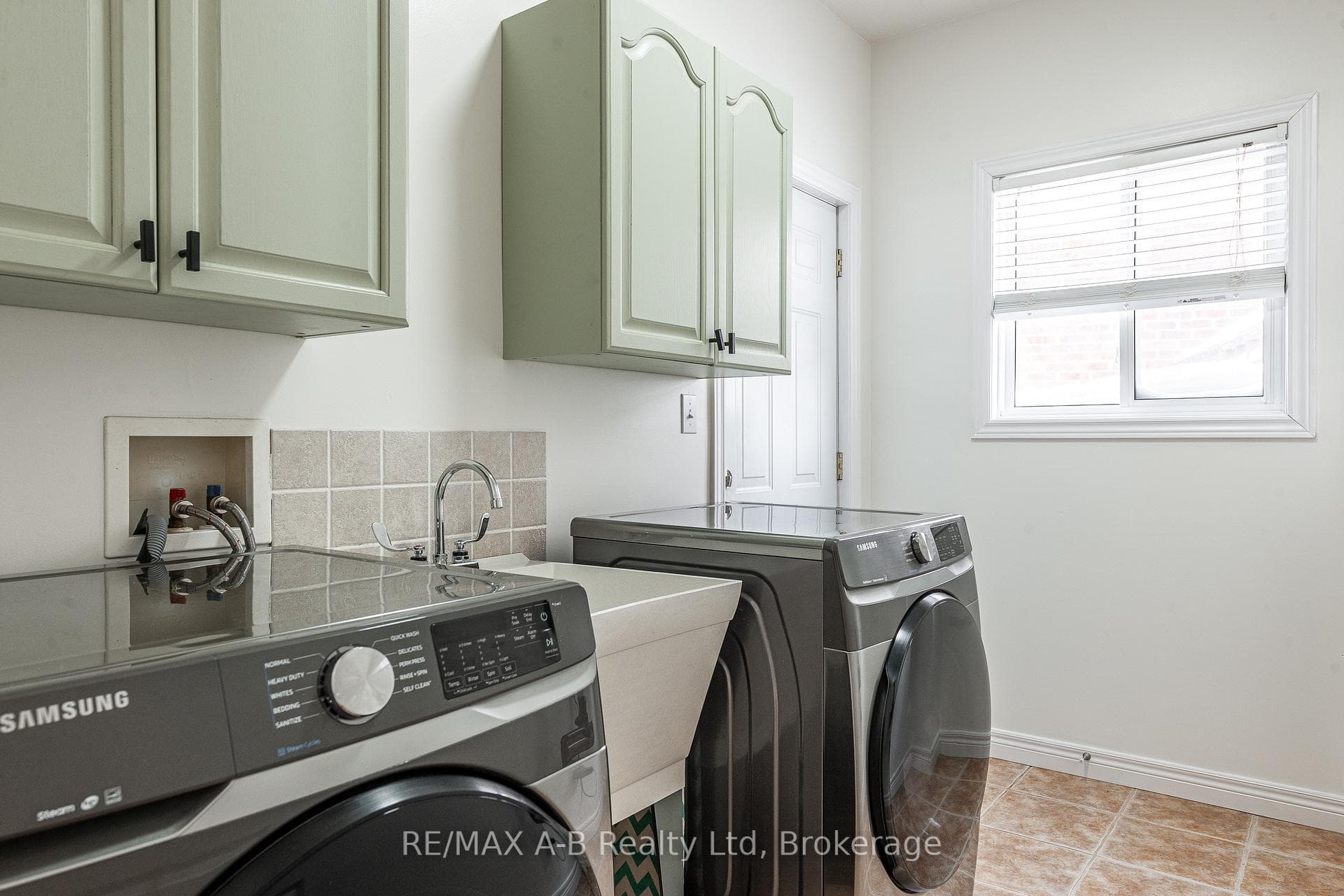 Main floor laundry / mud room