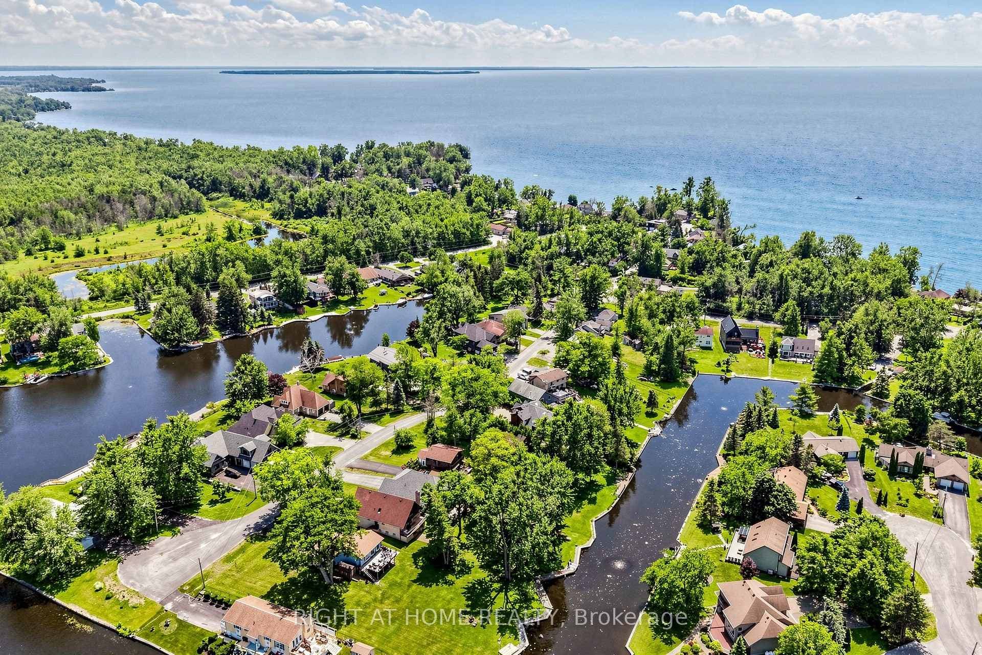 LAGOON CITY LIFESTYLE JUST 60 MINUTES NORTH OF GTA