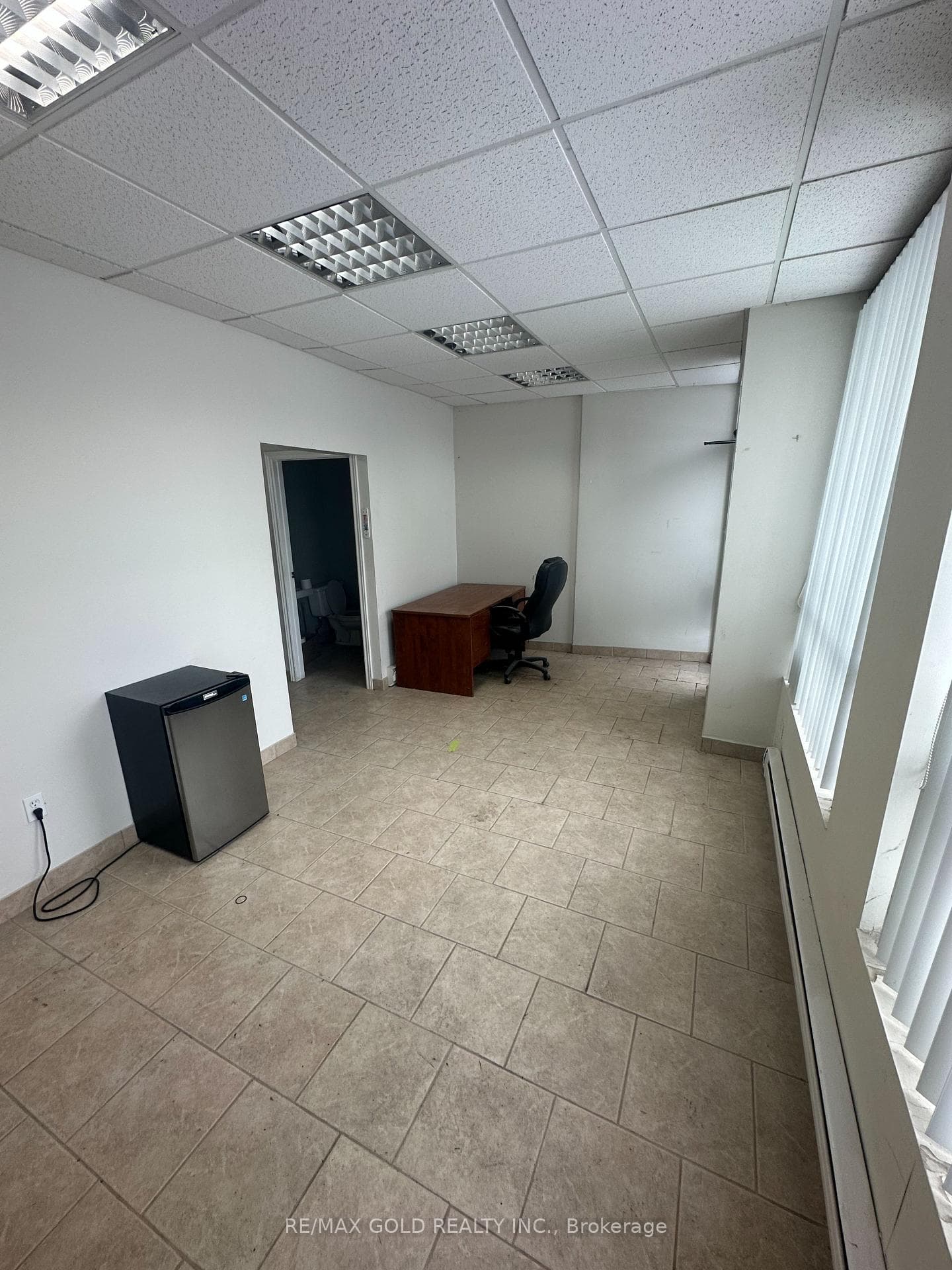 1080 Tristar Drive Unit 4 photo 3