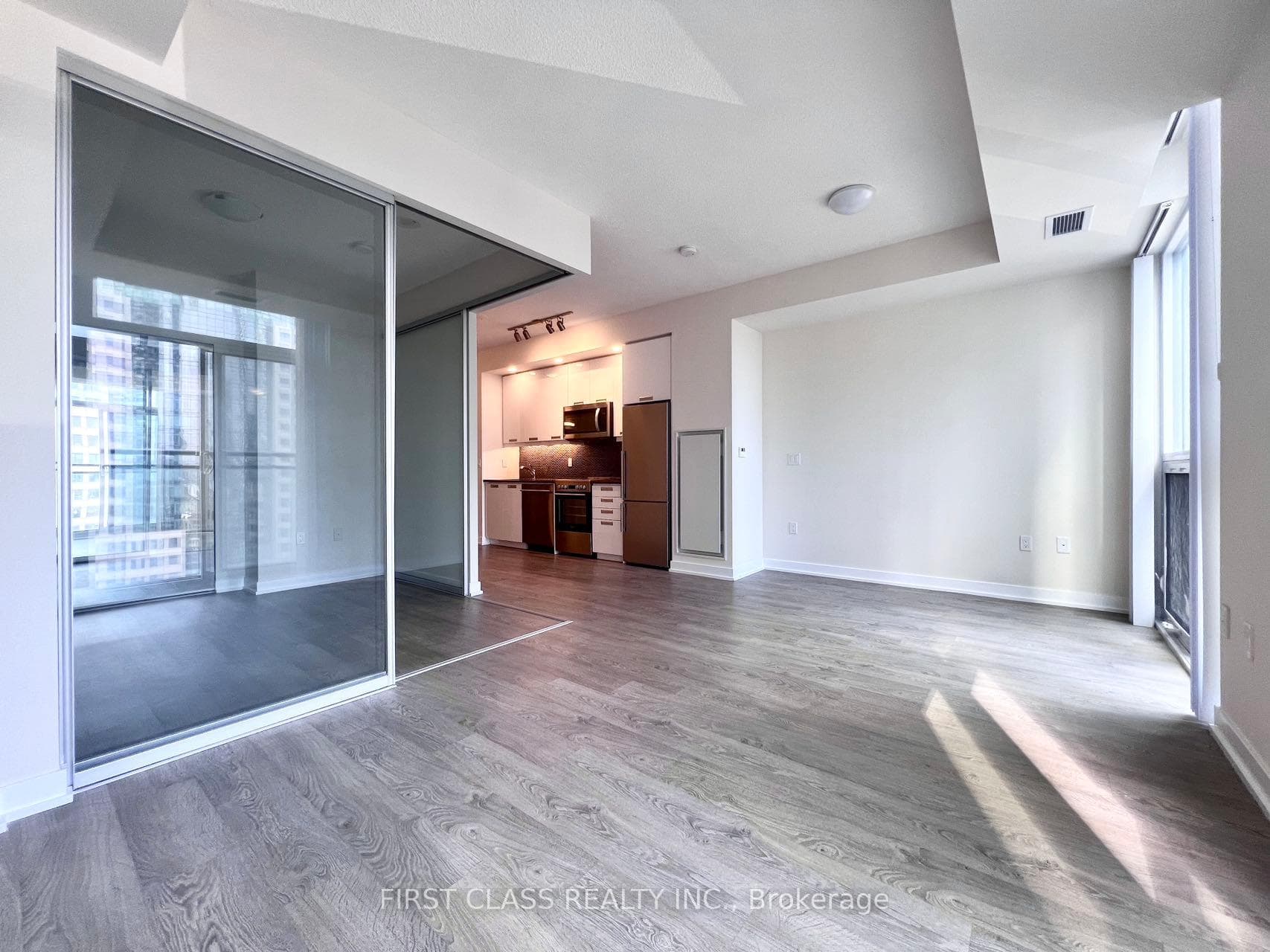 99 John Street Unit 1903 photo 7