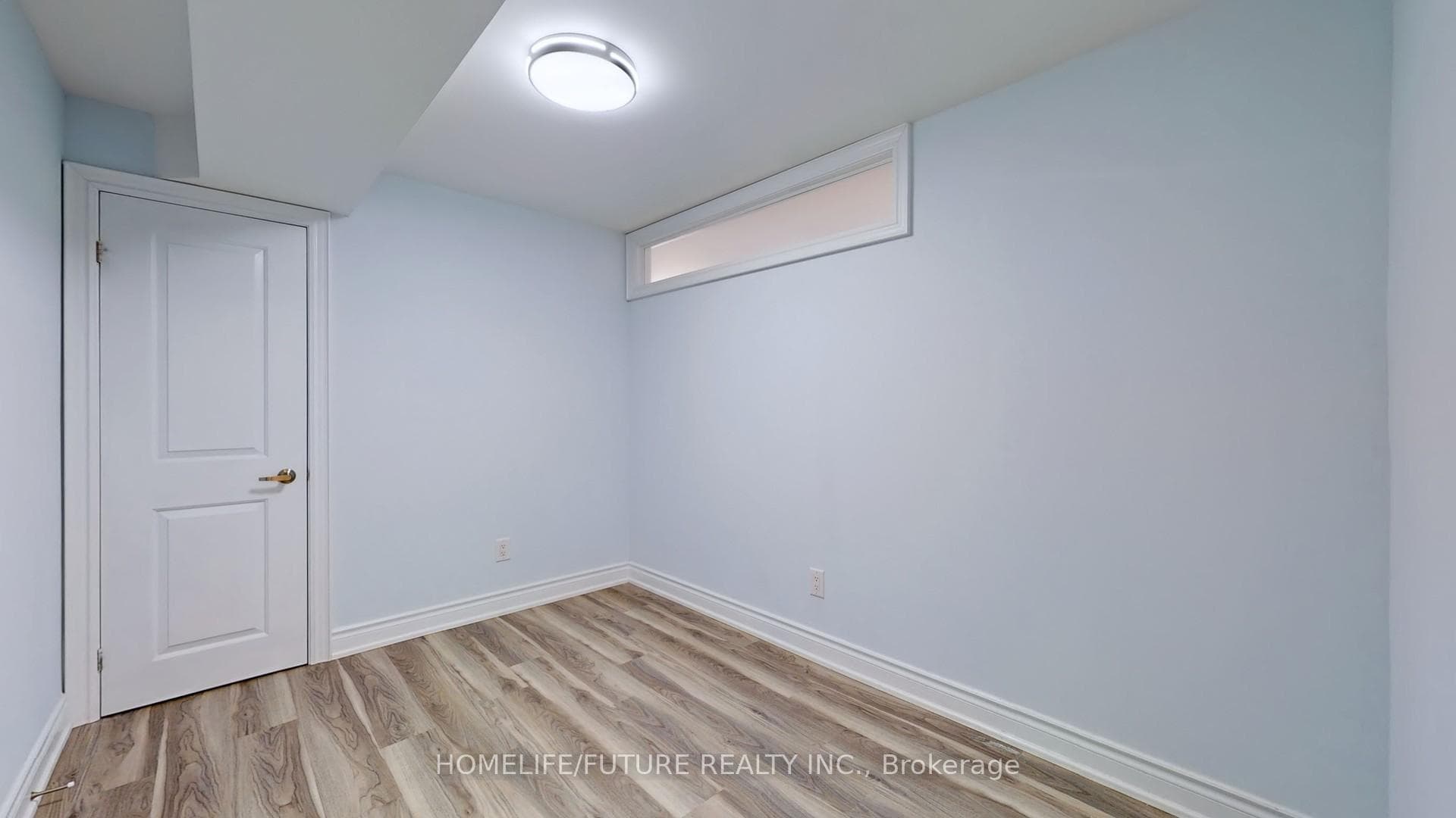 72 Mohandas Drive photo 28