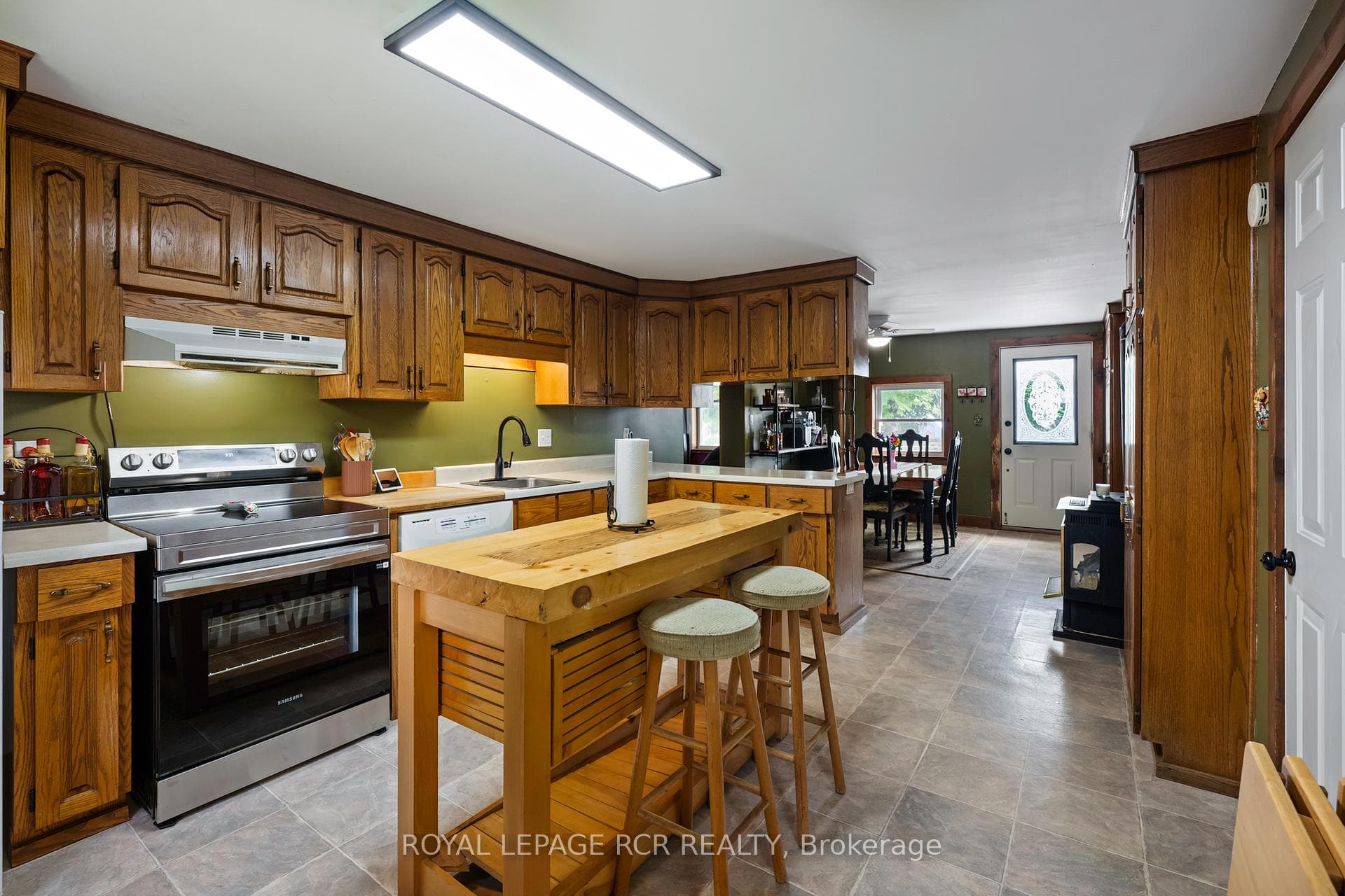 168 Victoria Street photo 20