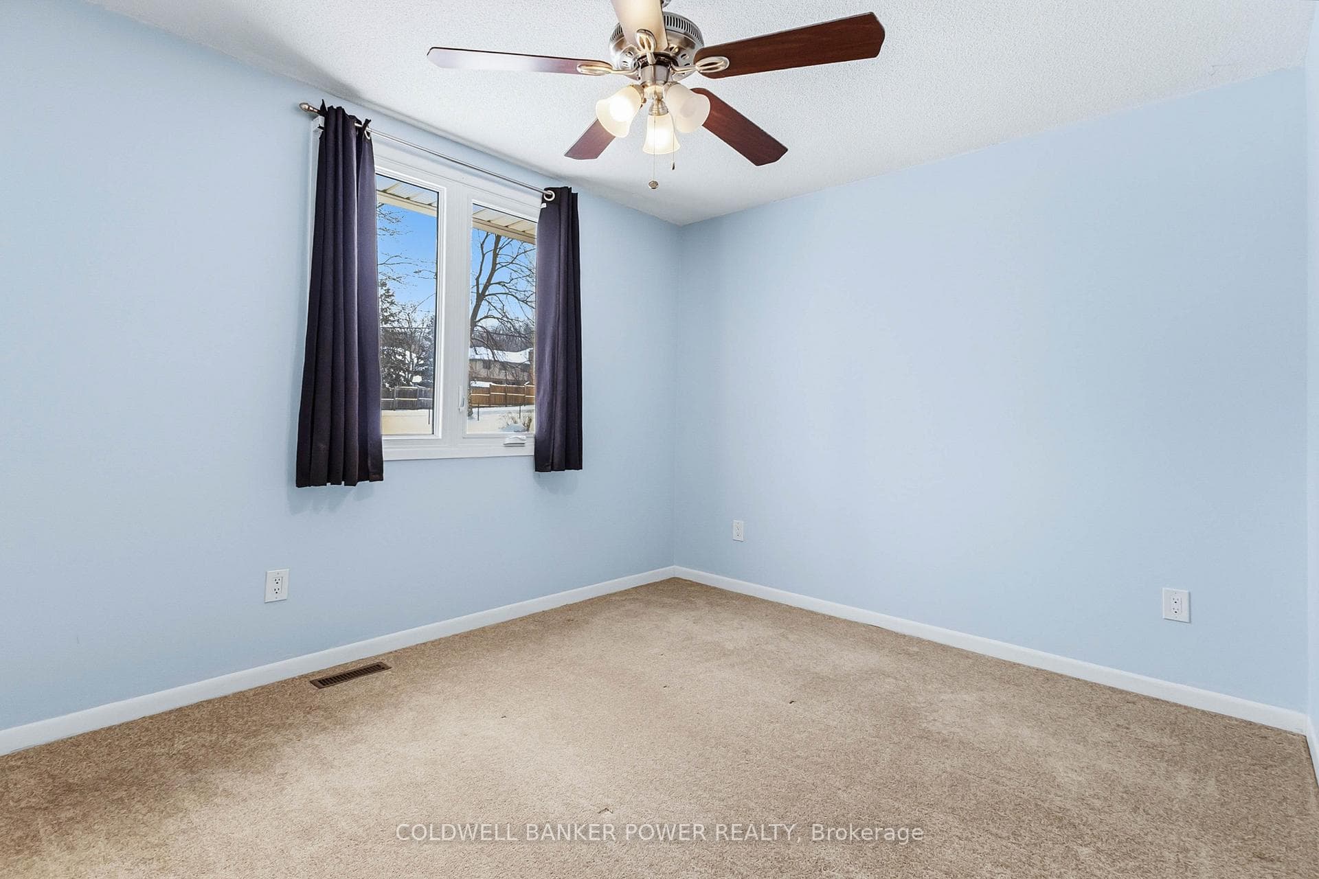 27 Foxcroft Crescent photo 32