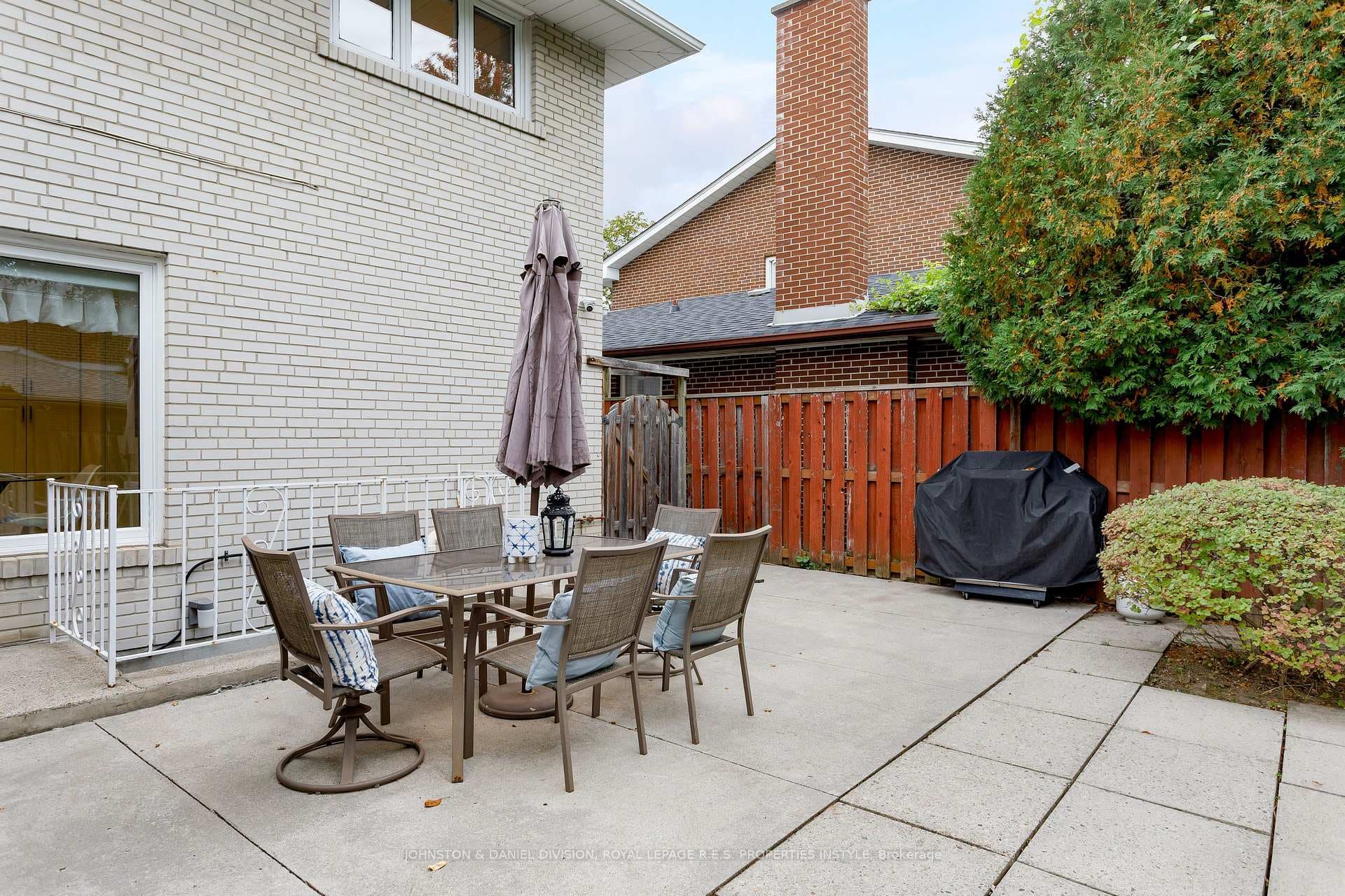 17 Longfield Road photo 16