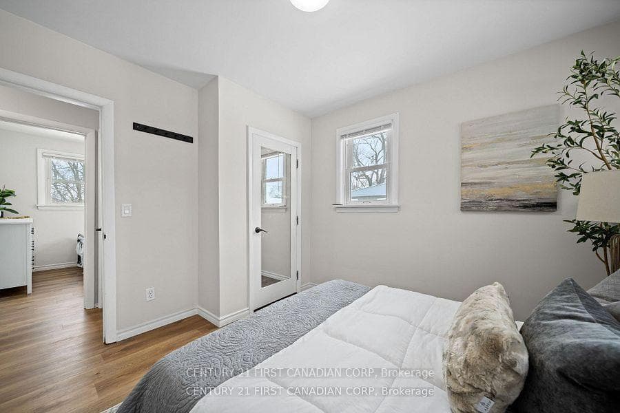 21 Beverly Road photo 35