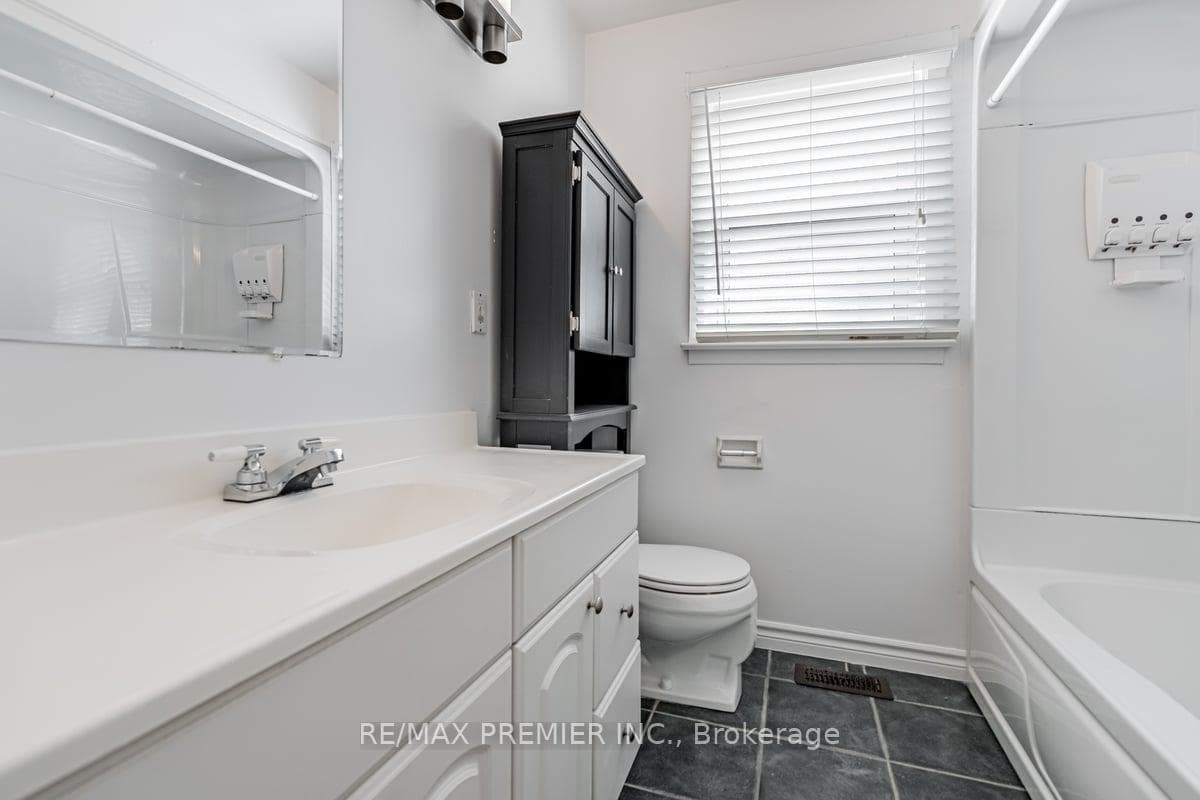 58 Joseph Street Unit Main photo 17
