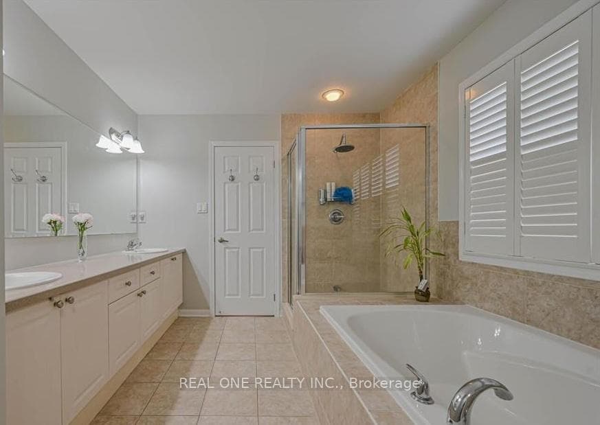 875 Jackman Gate photo 14