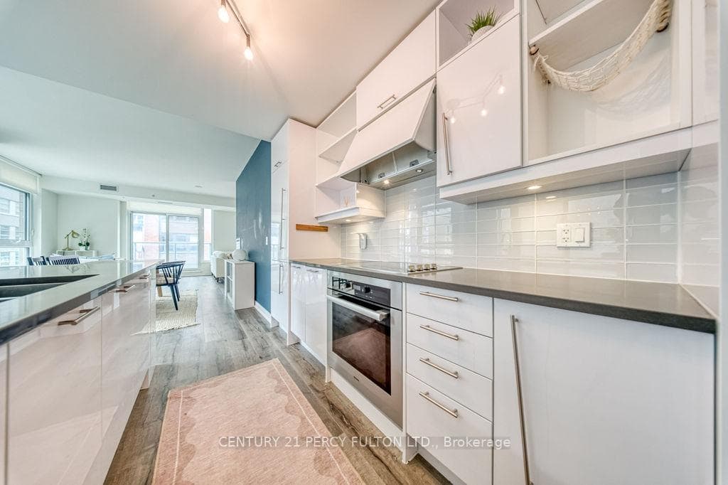 30 Nelson Street Unit 323 photo 11