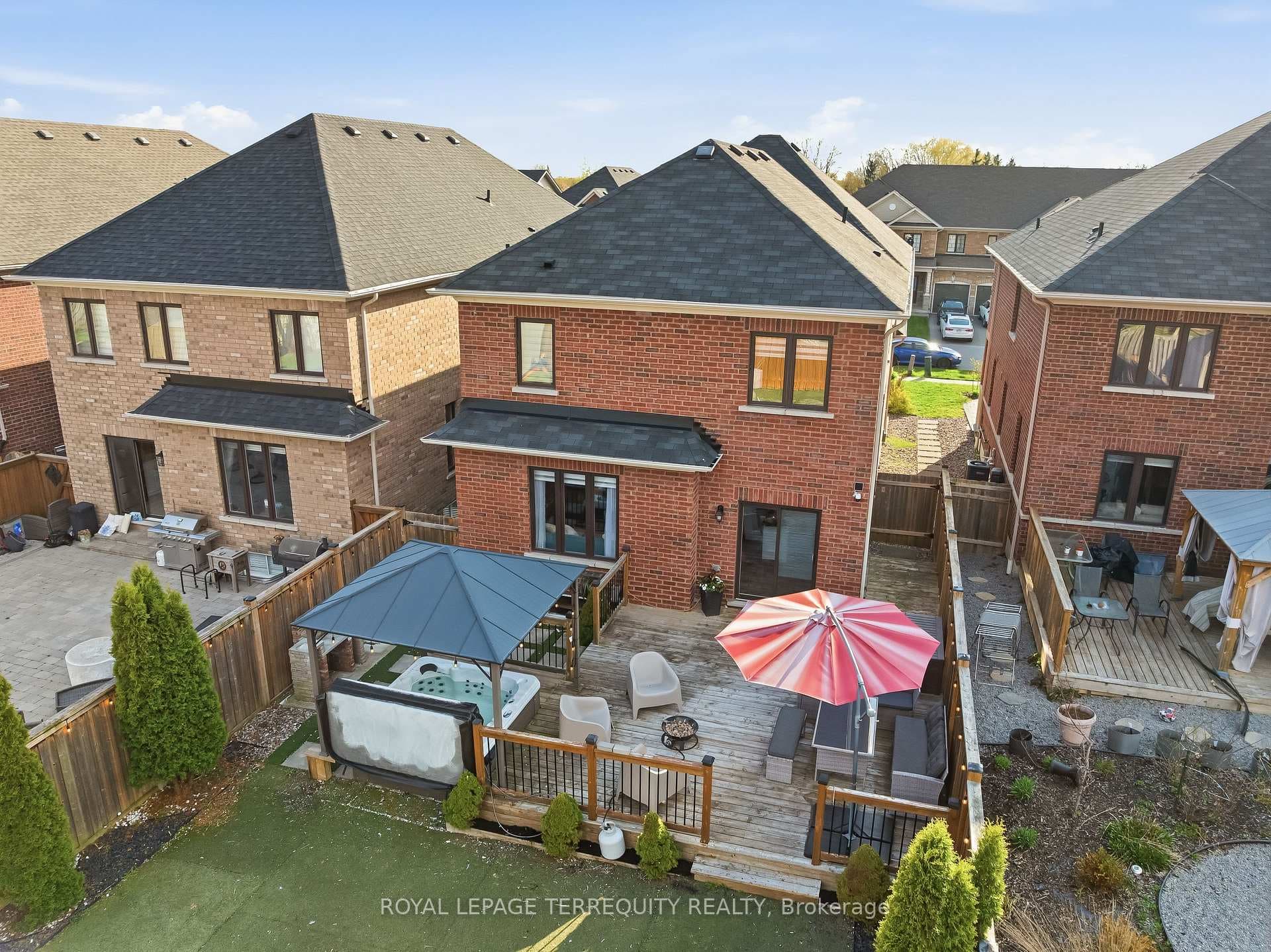144 Underwood Drive photo 44