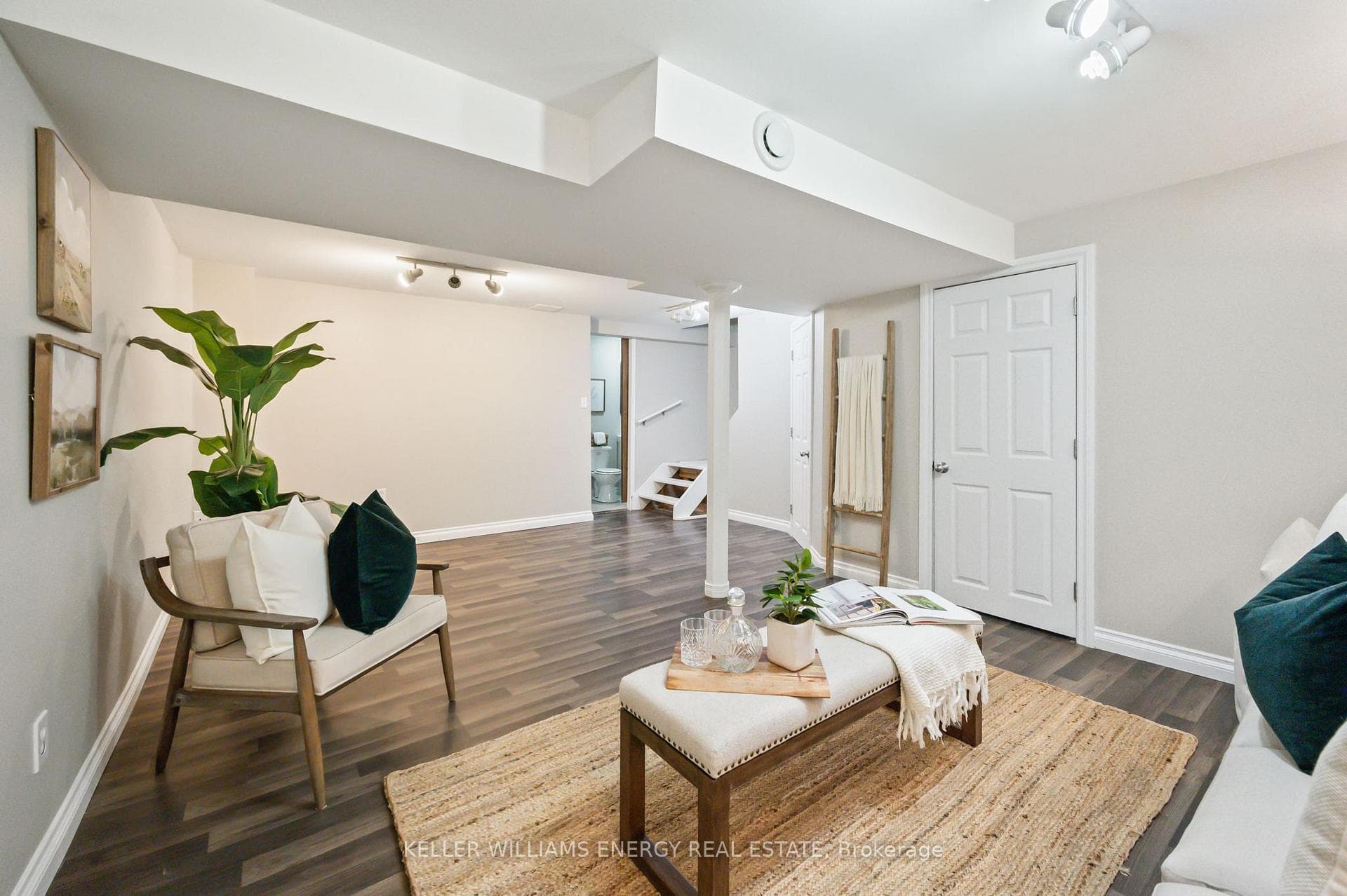 23 Hanning Court photo 24