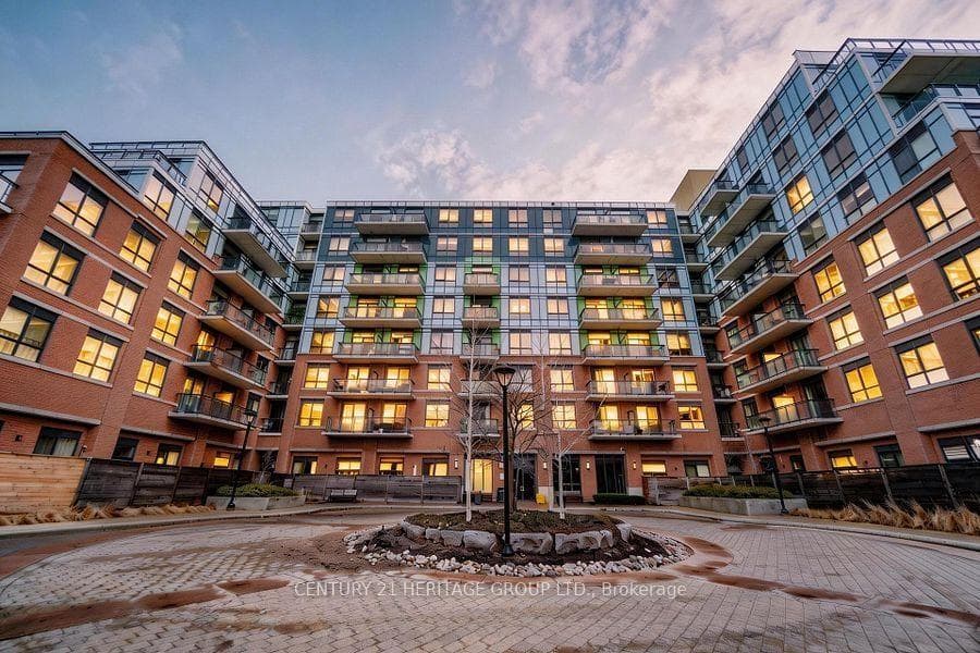 11611 Yonge Street Unit 319 photo 1