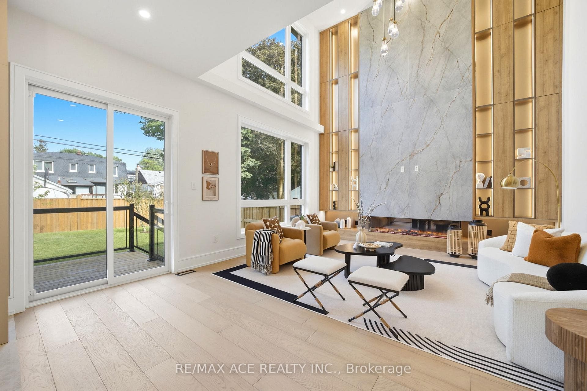 61 Harewood Avenue photo 13