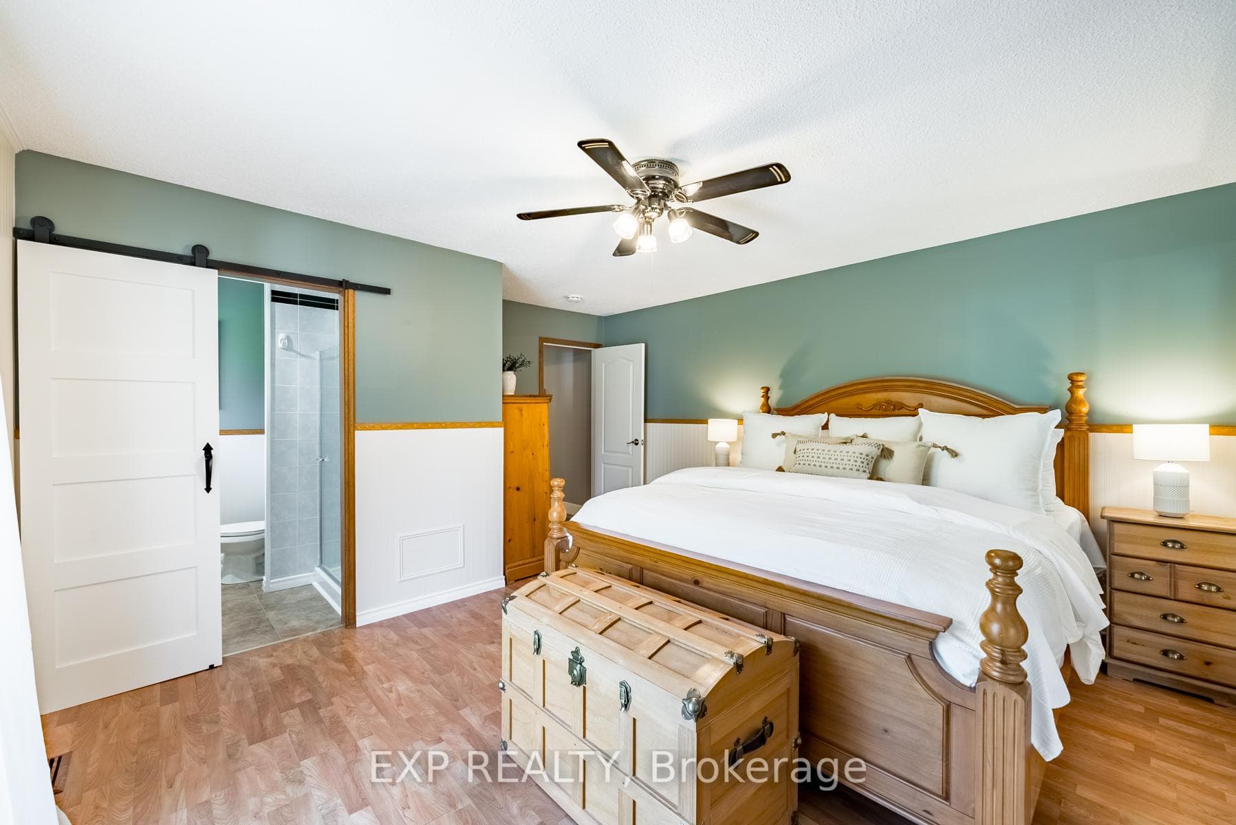 8854 Slater Street photo 16