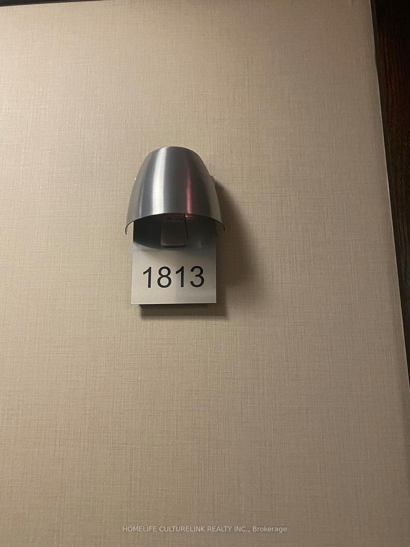 20 Blue Jays Way Unit 1813 photo 2