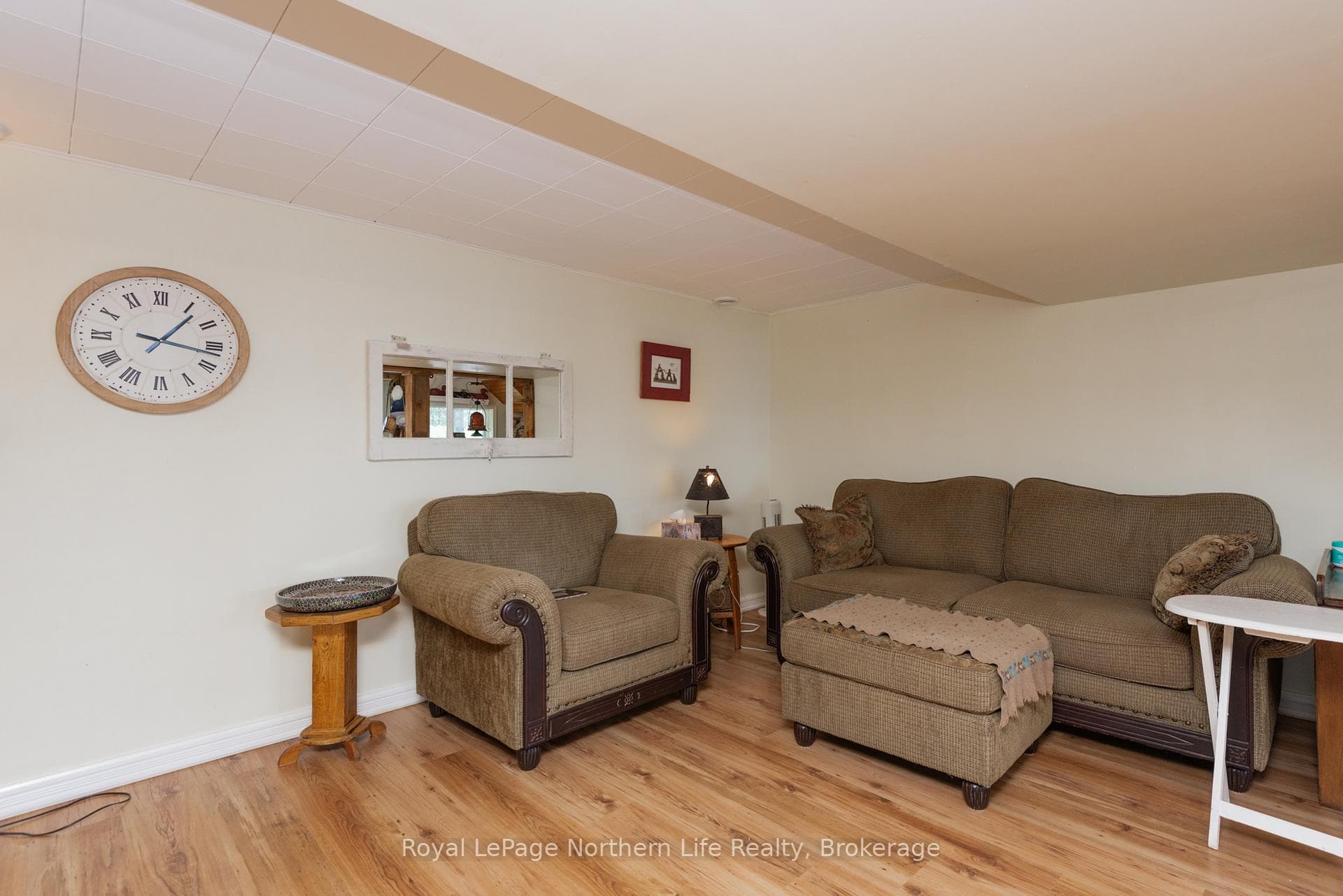 13 Macdonald Terrace photo 38