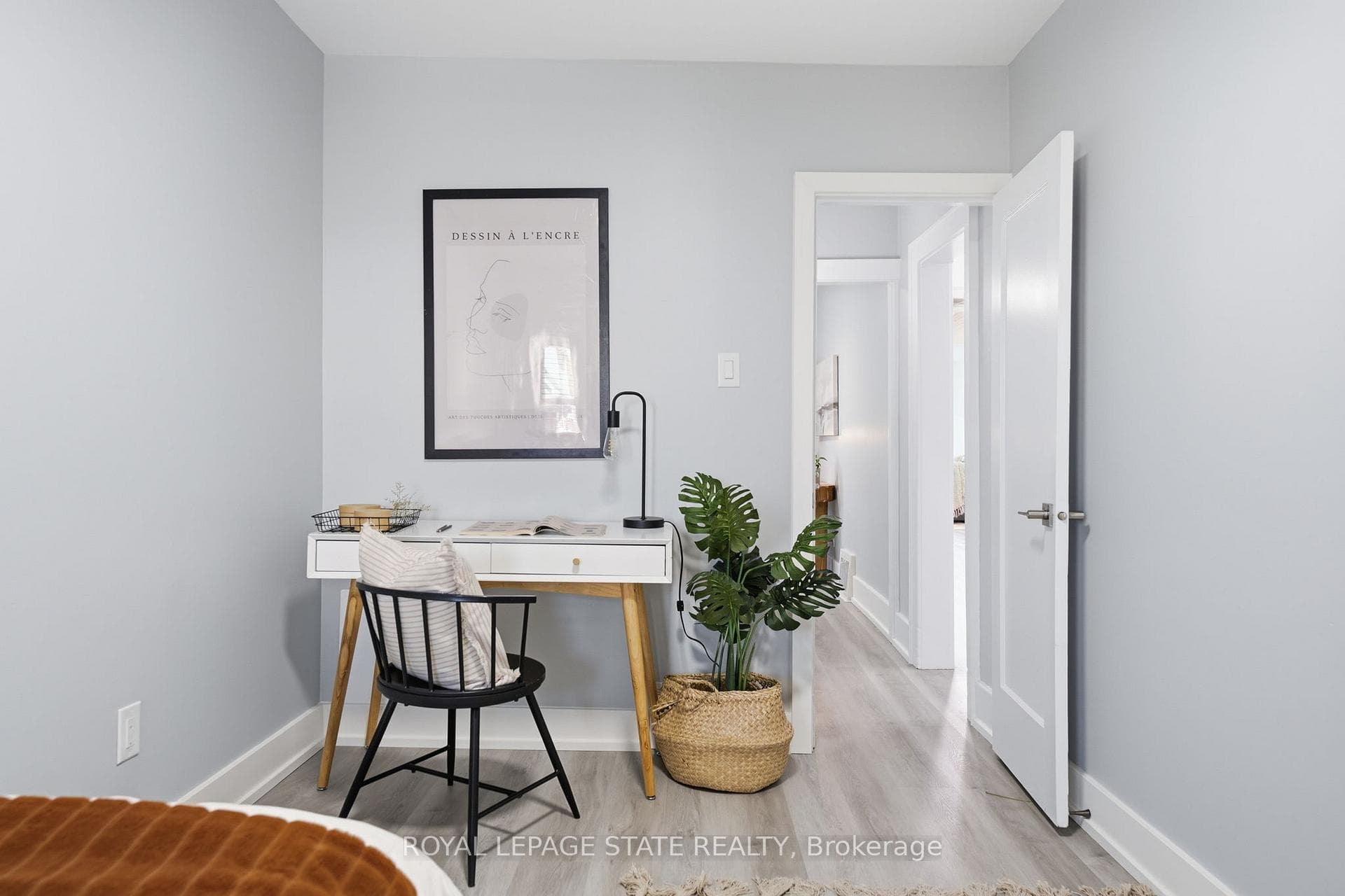 69 Houghton Avenue photo 16